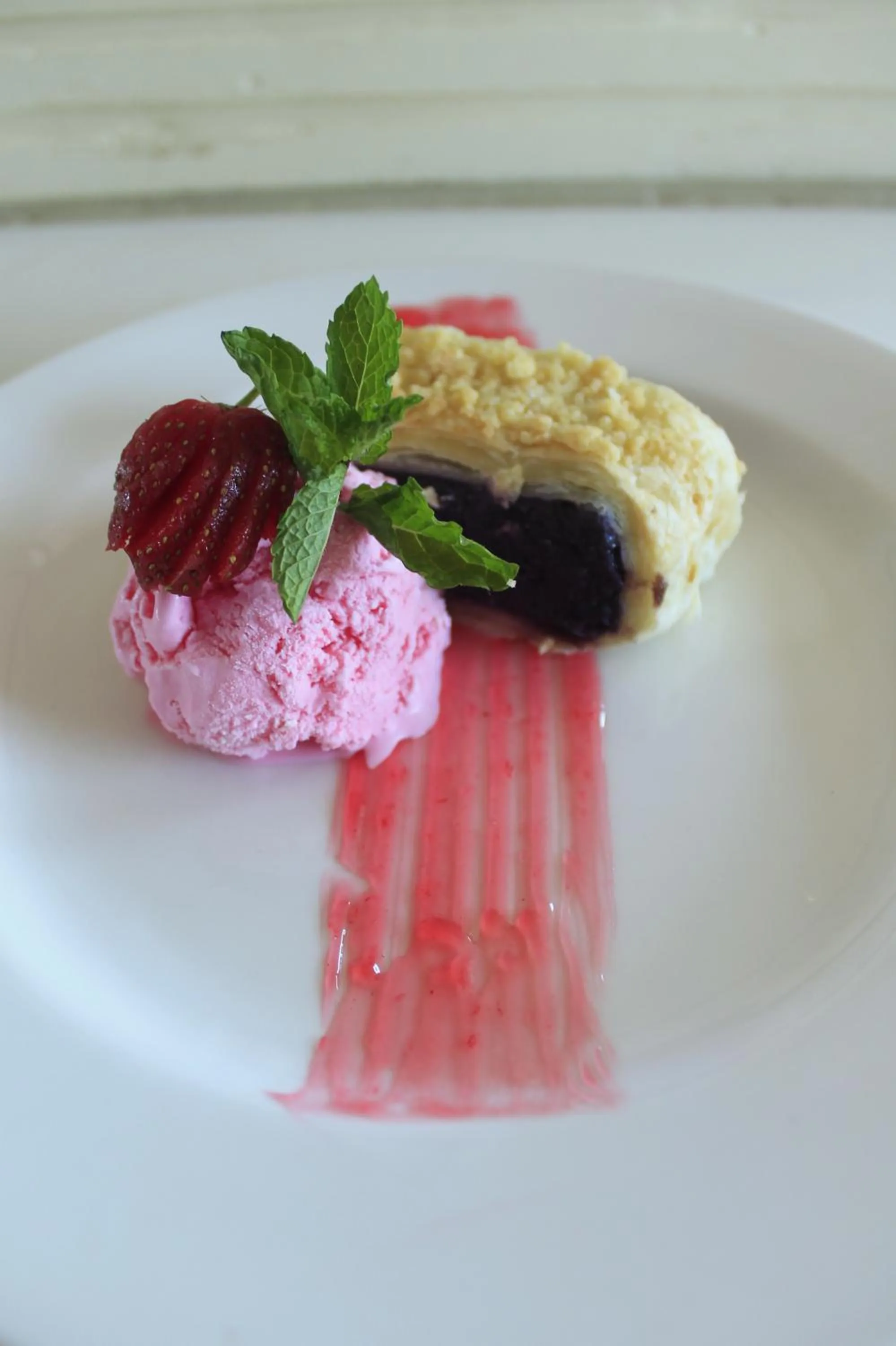 Restaurant/places to eat in Hotel Ibis Semarang Simpang Lima