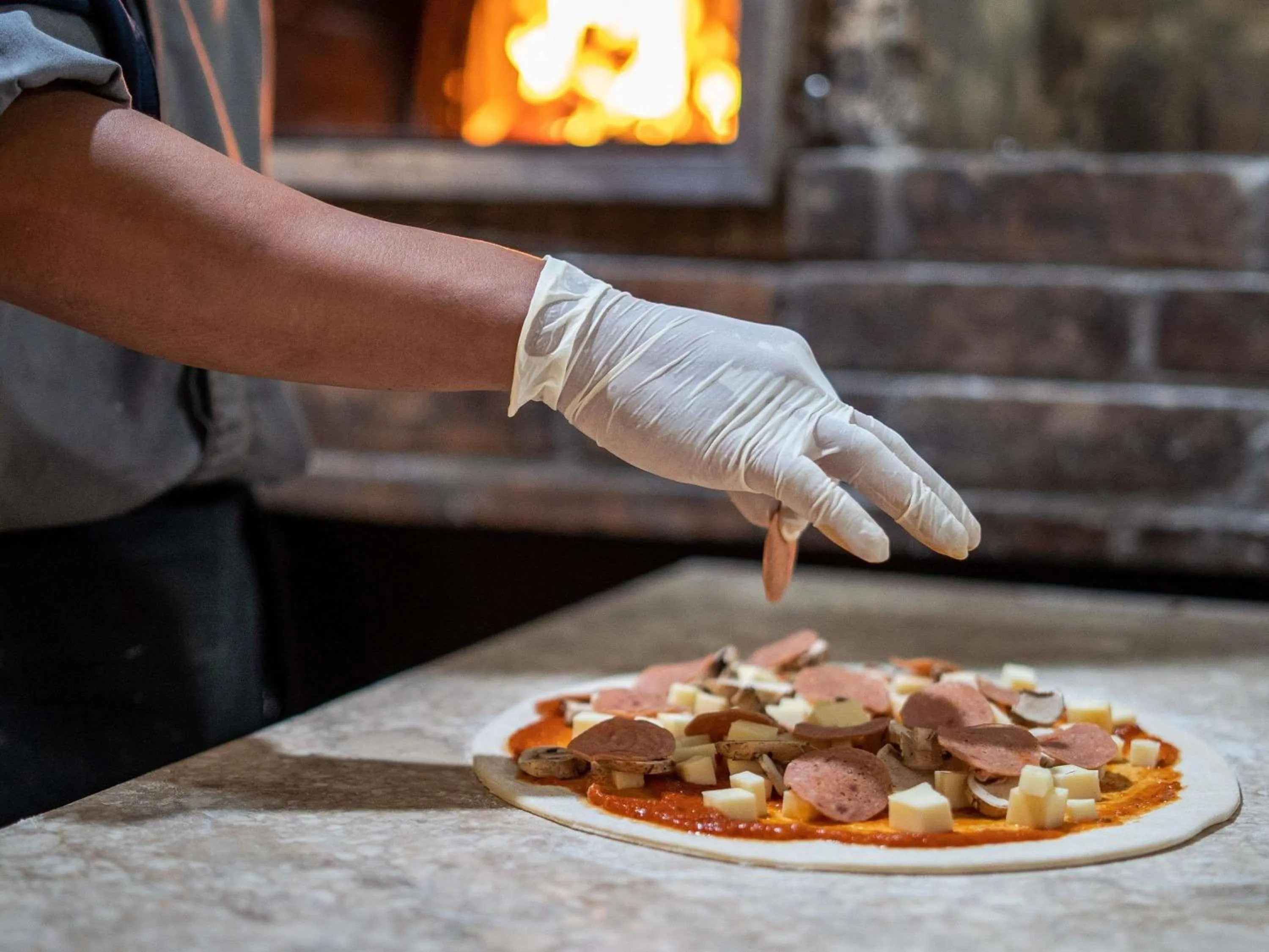 Restaurant/places to eat in Novotel Bogor Golf Resort