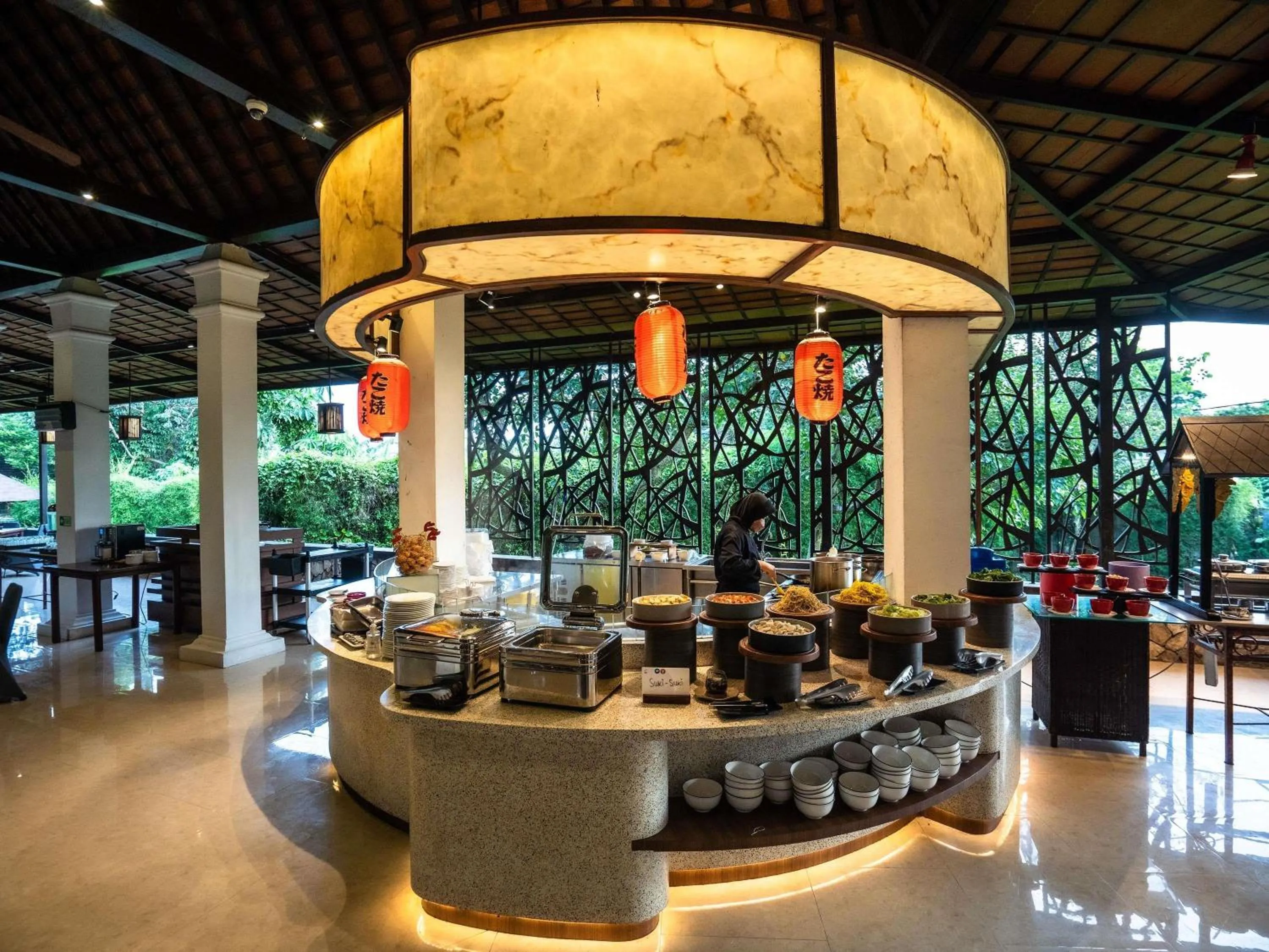 Restaurant/places to eat in Novotel Bogor Golf Resort