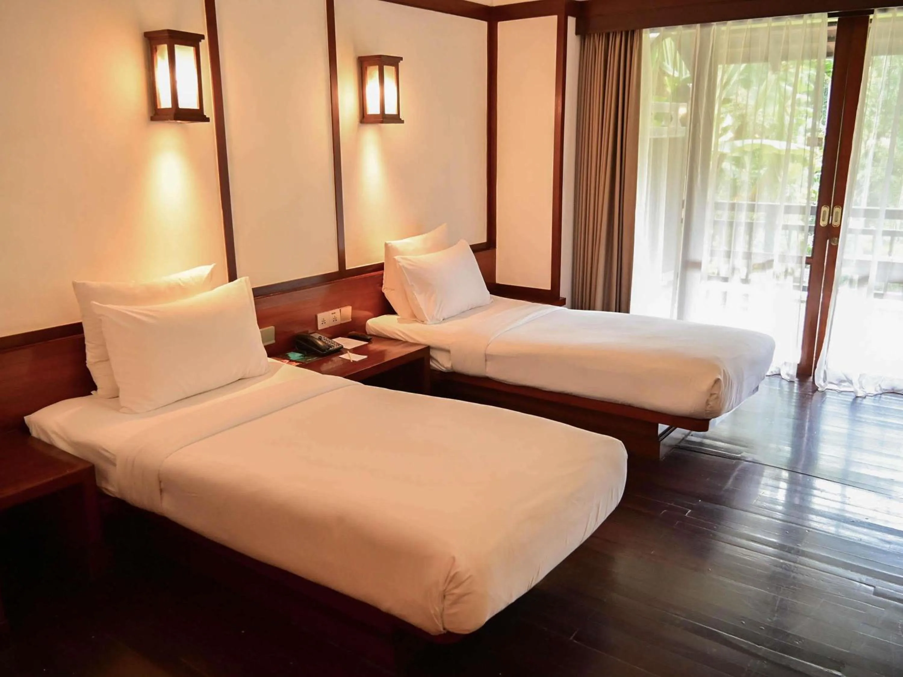 Bedroom, Bed in Novotel Bogor Golf Resort