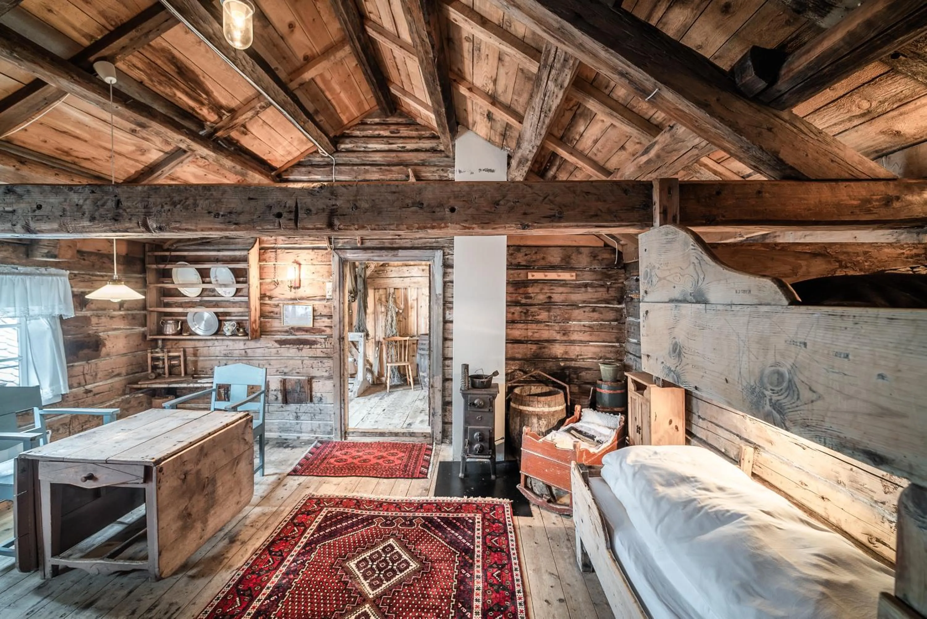 Living room, Bed in Håholmen - by Classic Norway Hotels