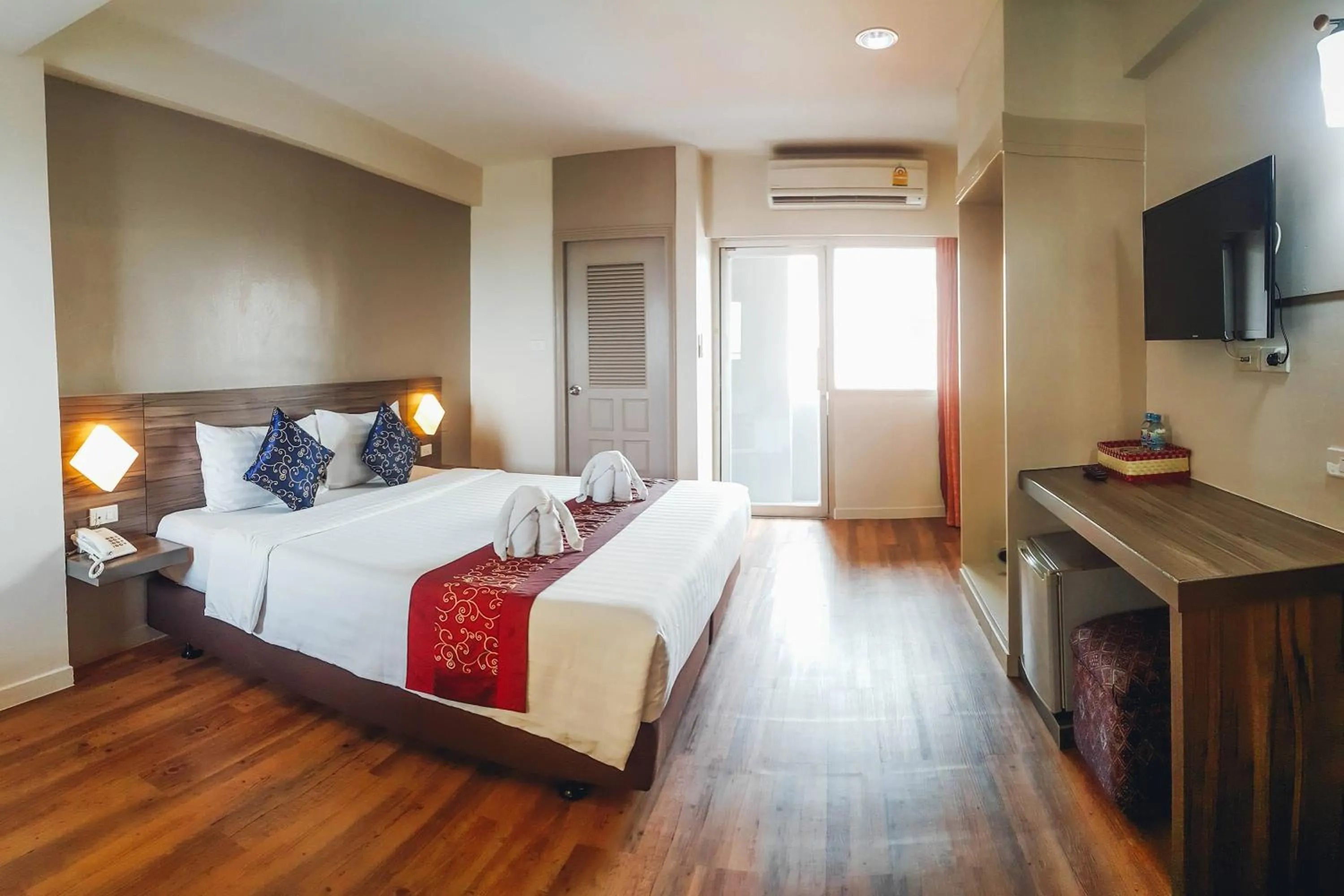 Bedroom, Bed in Eastiny Inn Hotel