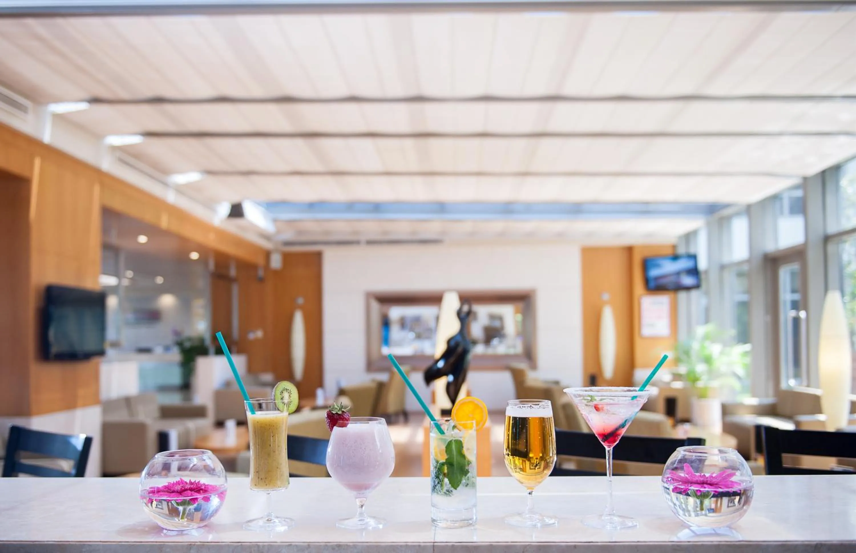 Lounge or bar in ISG Sabiha Gökçen Airport Hotel