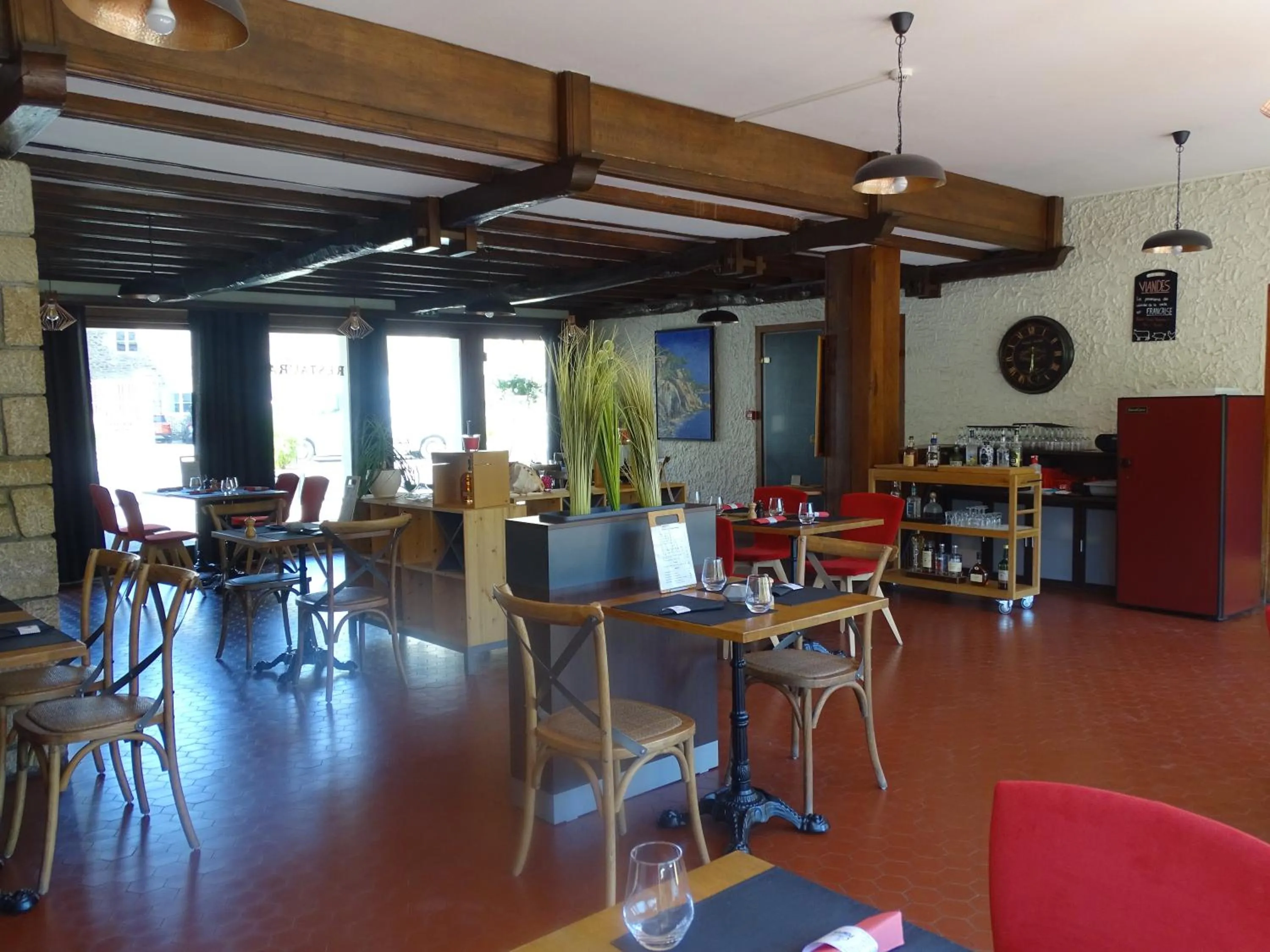 Restaurant/places to eat in Hôtel Ambroise