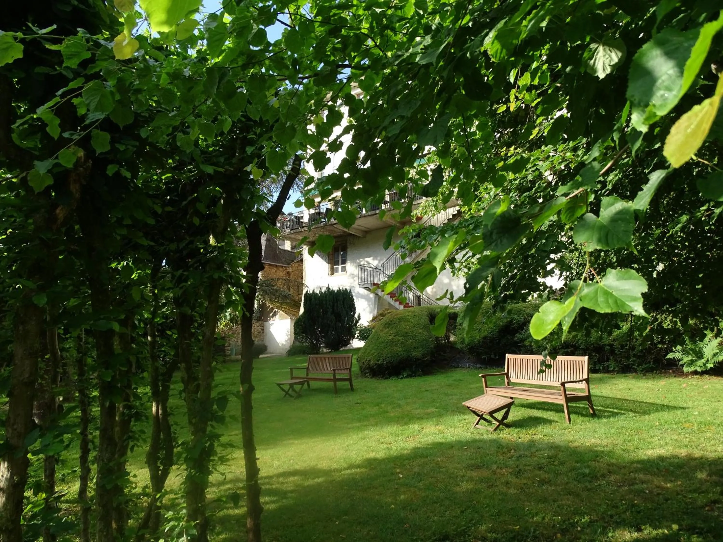 Garden in Hôtel Ambroise
