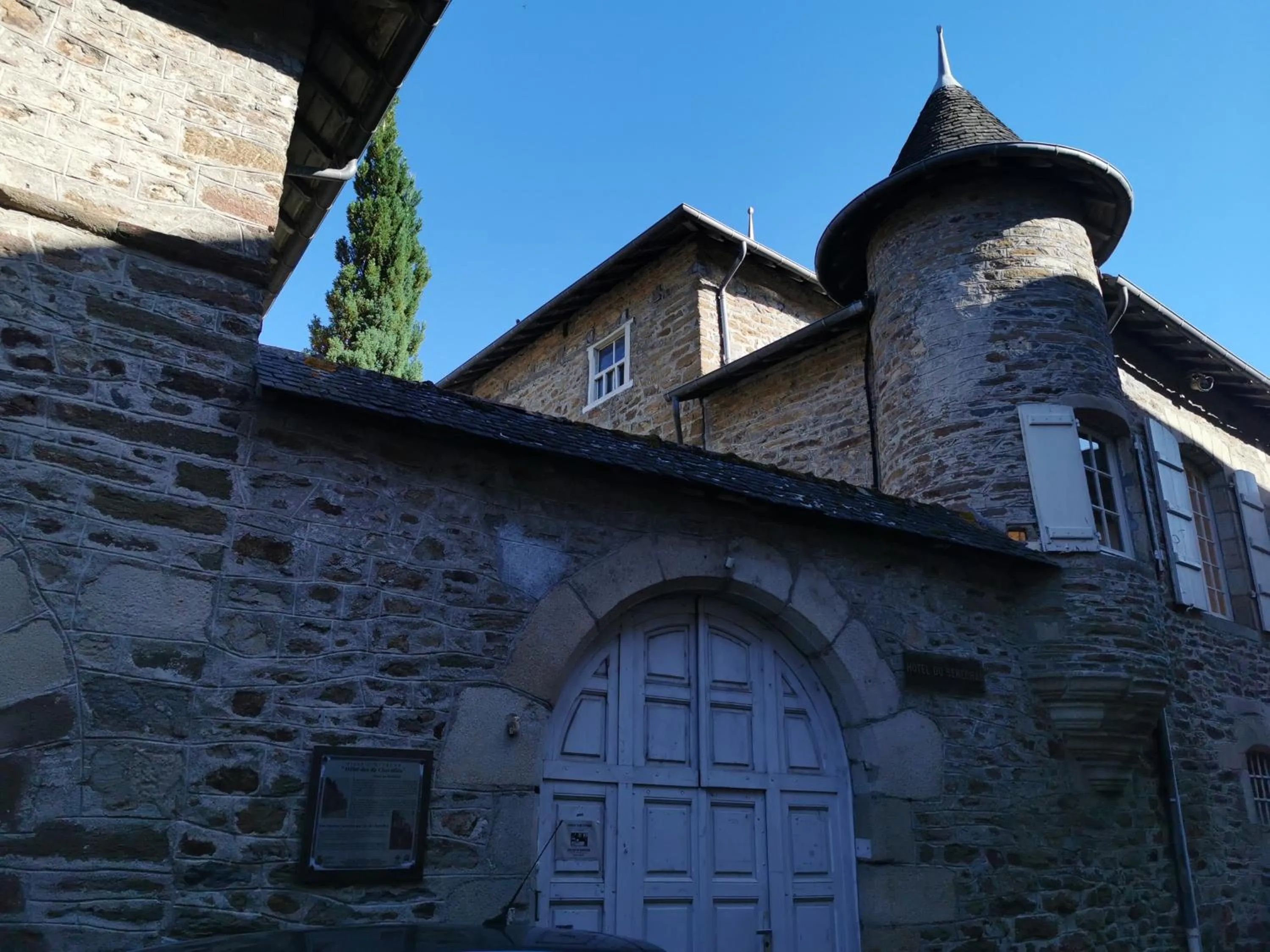 Nearby landmark in Hôtel Ambroise