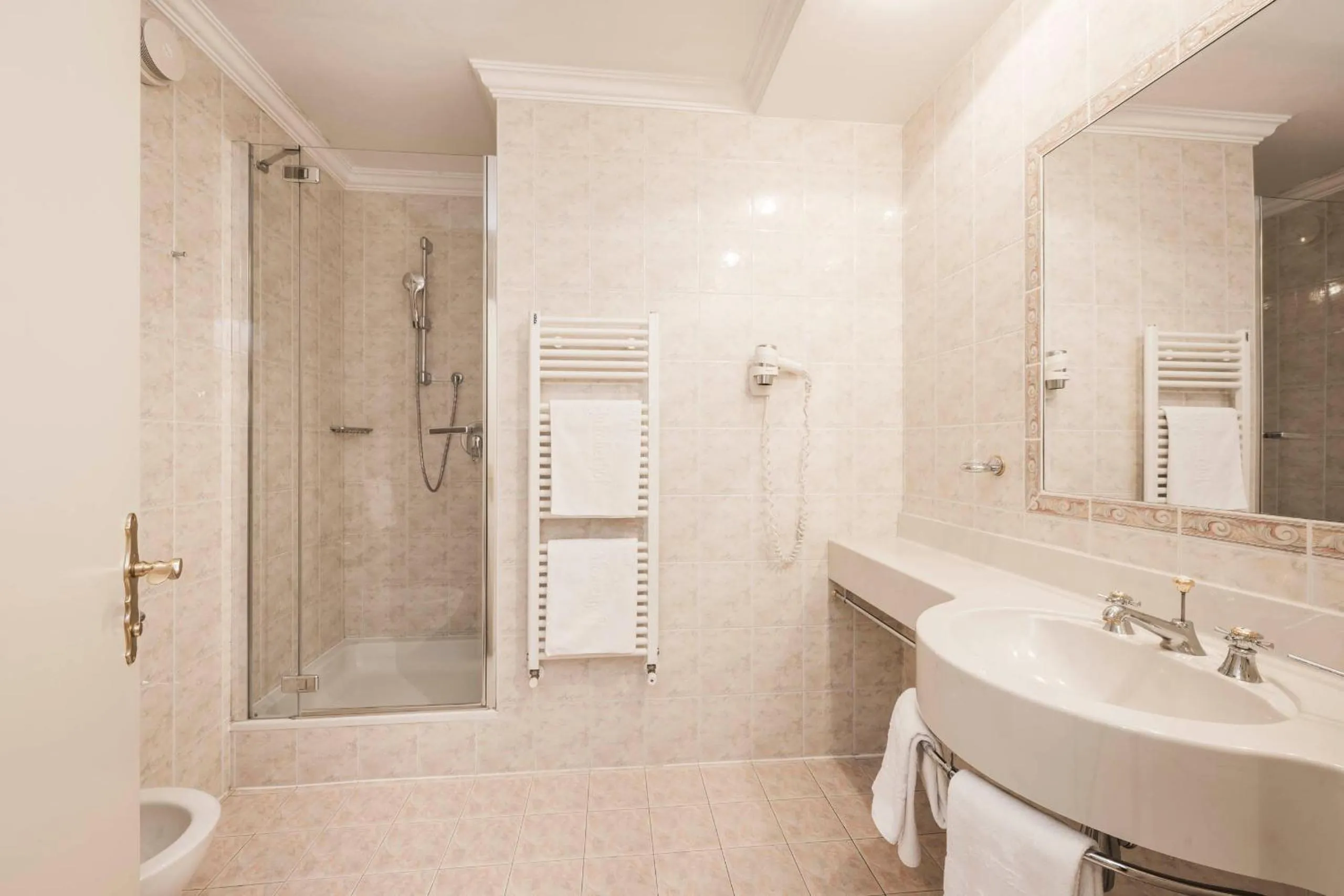 Bathroom in Hotel Ansitz Jakoberhof