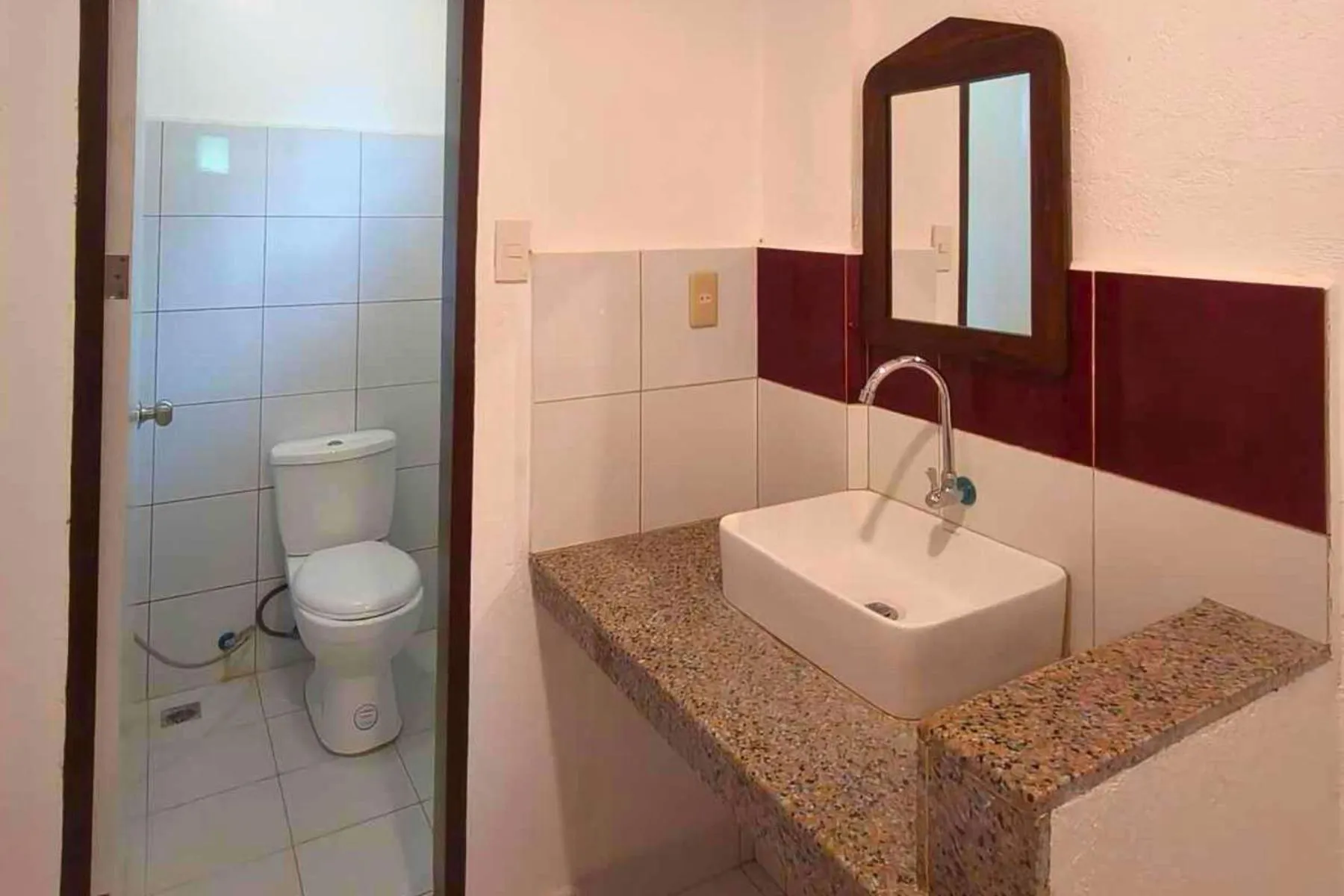 Toilet in Hof Gorei Beach Resort Davao