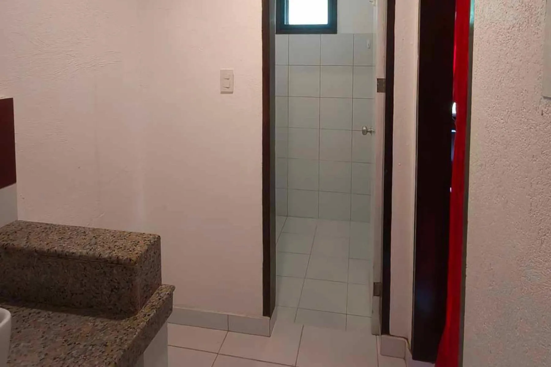 Shower in Hof Gorei Beach Resort Davao