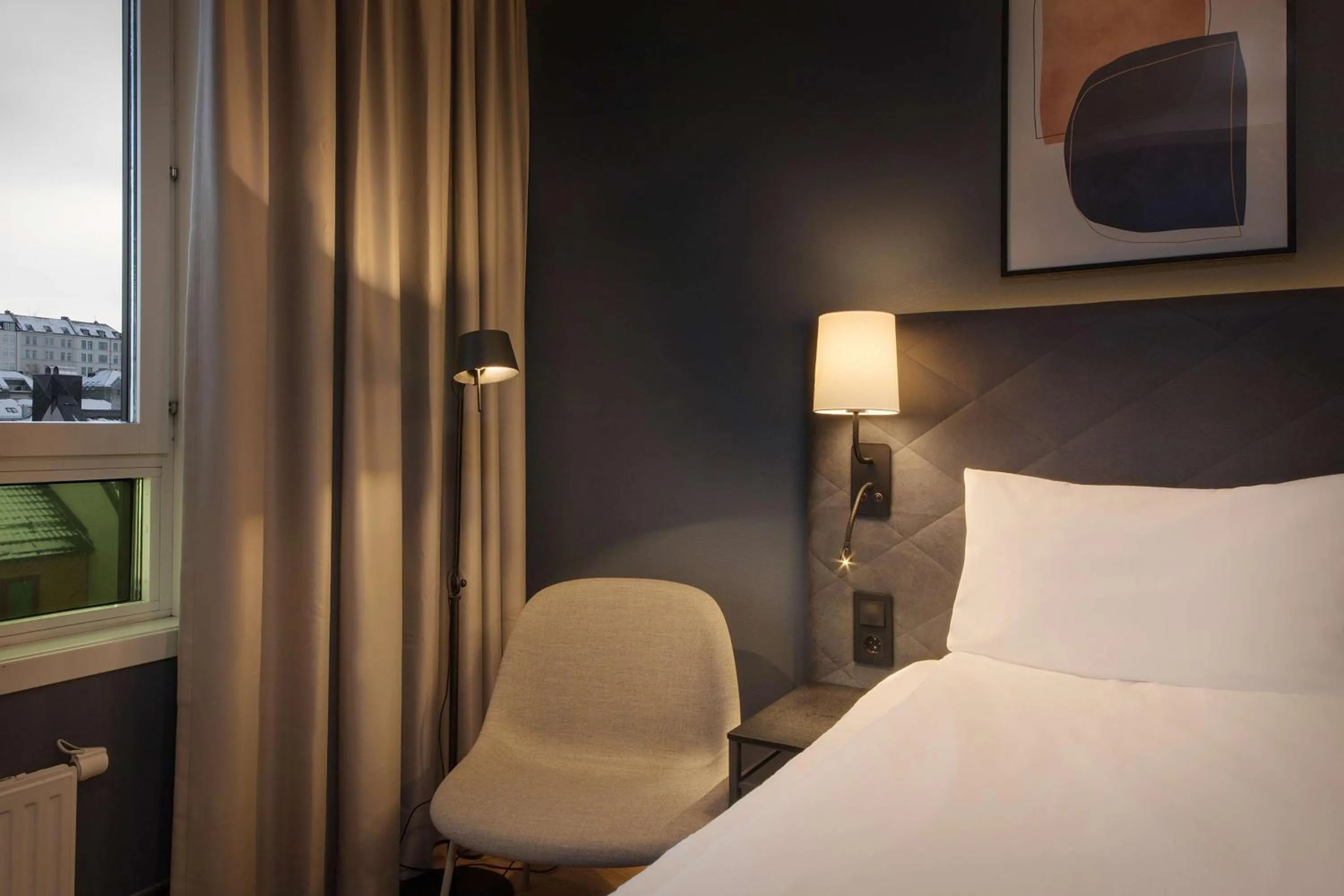 Lounge or bar, Bed in Scandic Solsiden