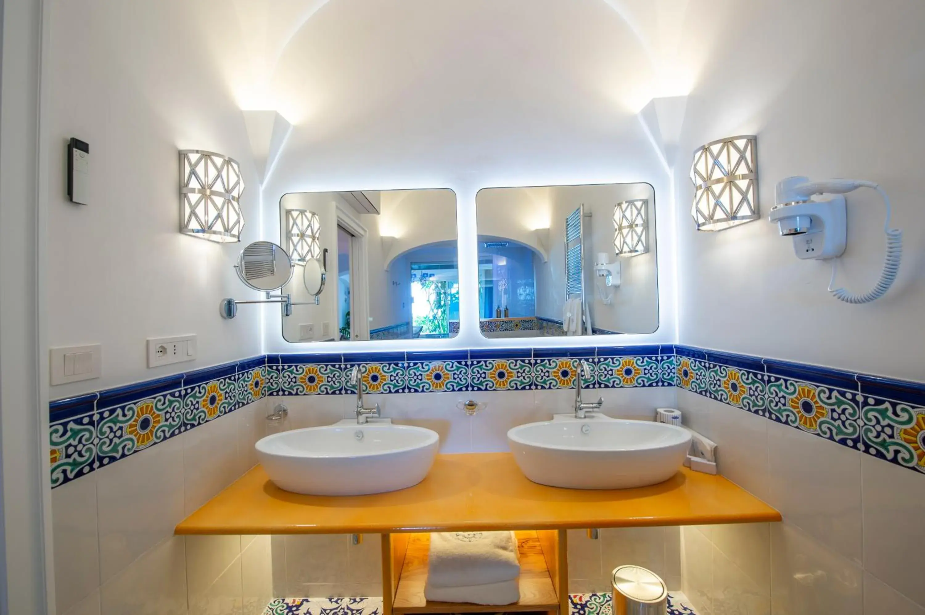 Apartment with Sea View Terrace in Hotel Pellegrino Apartment with Sea View Terrace in Hotel Pellegrino