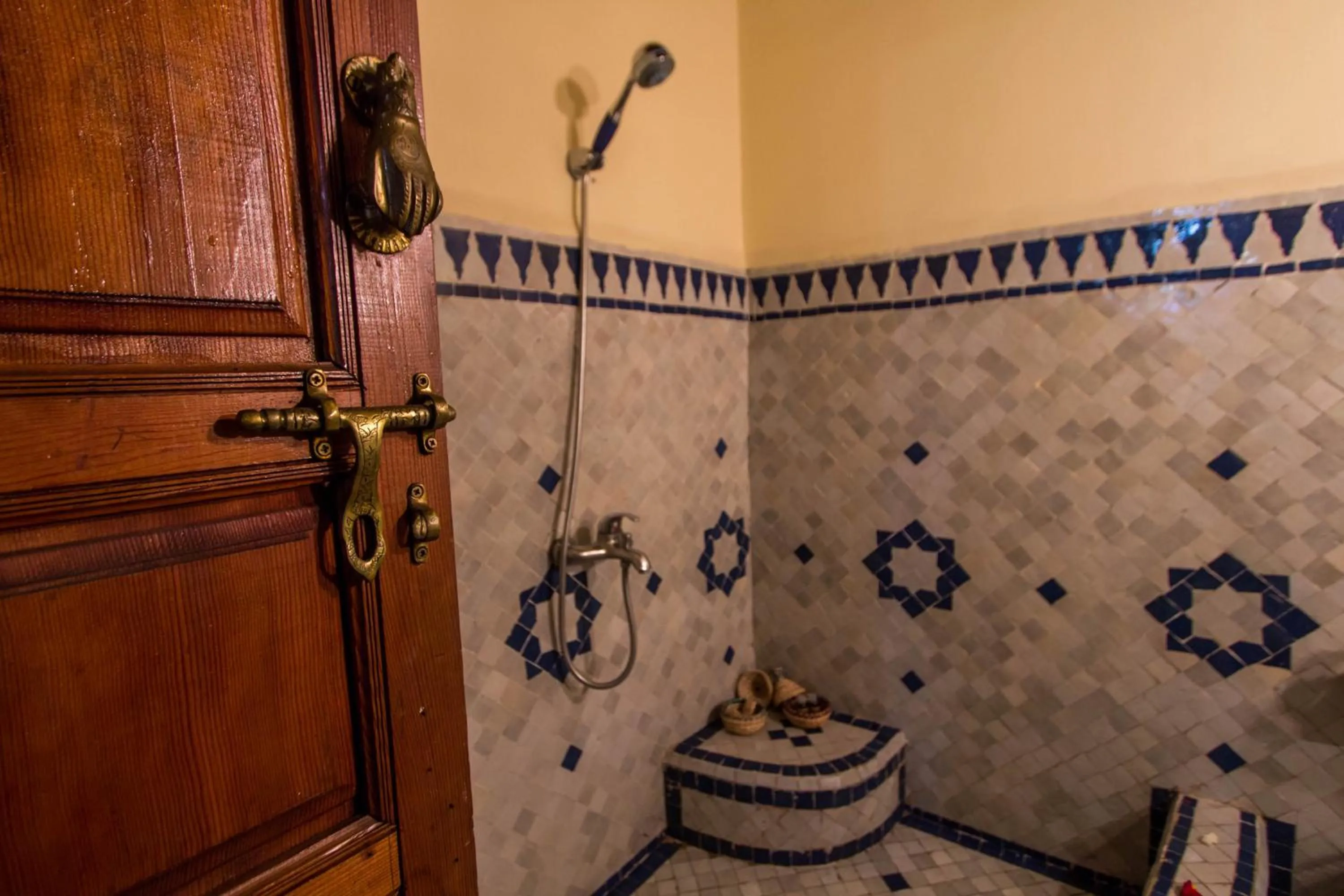 Bathroom in Riad Ibn Khaldoun