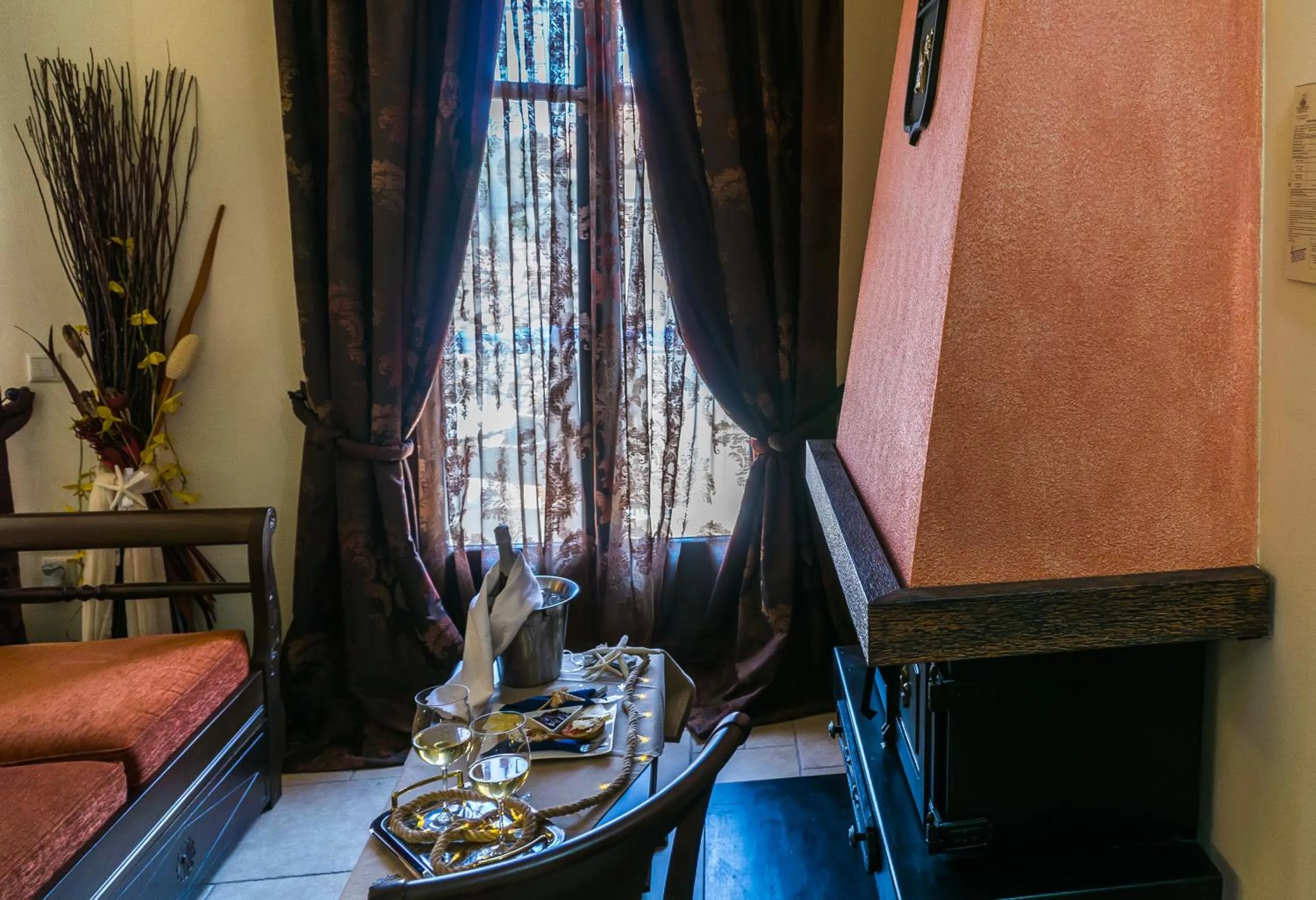 ''EPAVLIS boutique GALAXIDI''