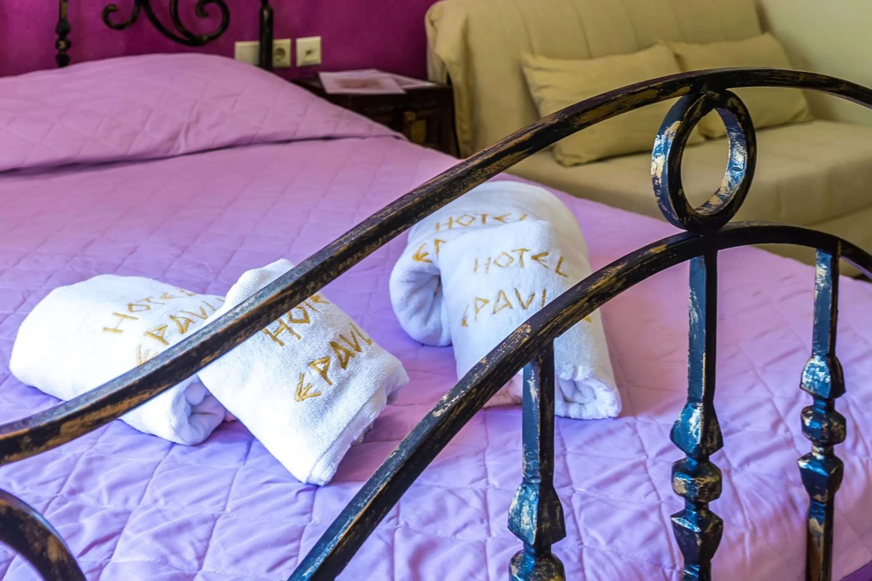 Bed in ''EPAVLIS boutique GALAXIDI''