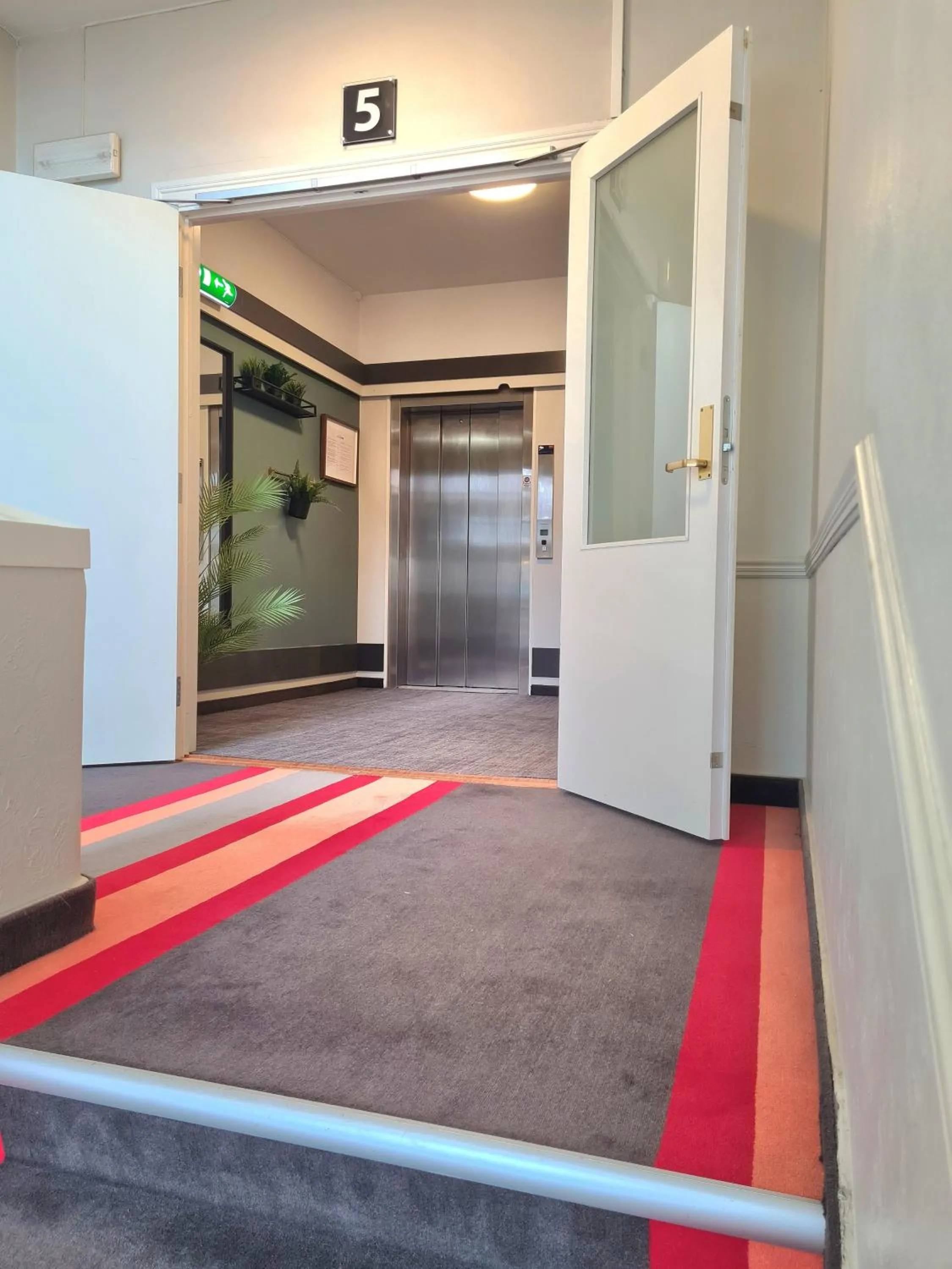 elevator in City Living Sentrum Hotel