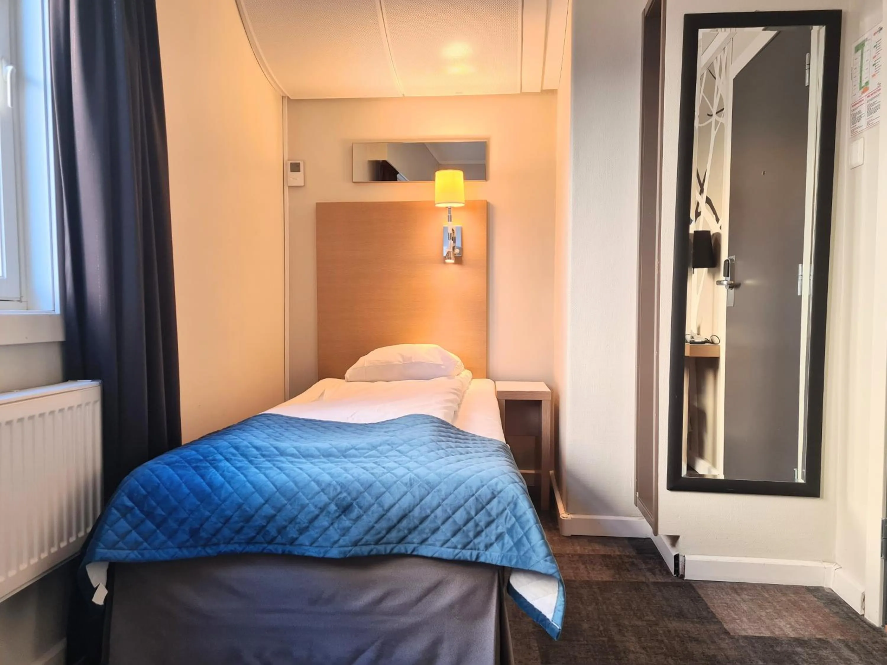 Bedroom, Bed in City Living Sentrum Hotel