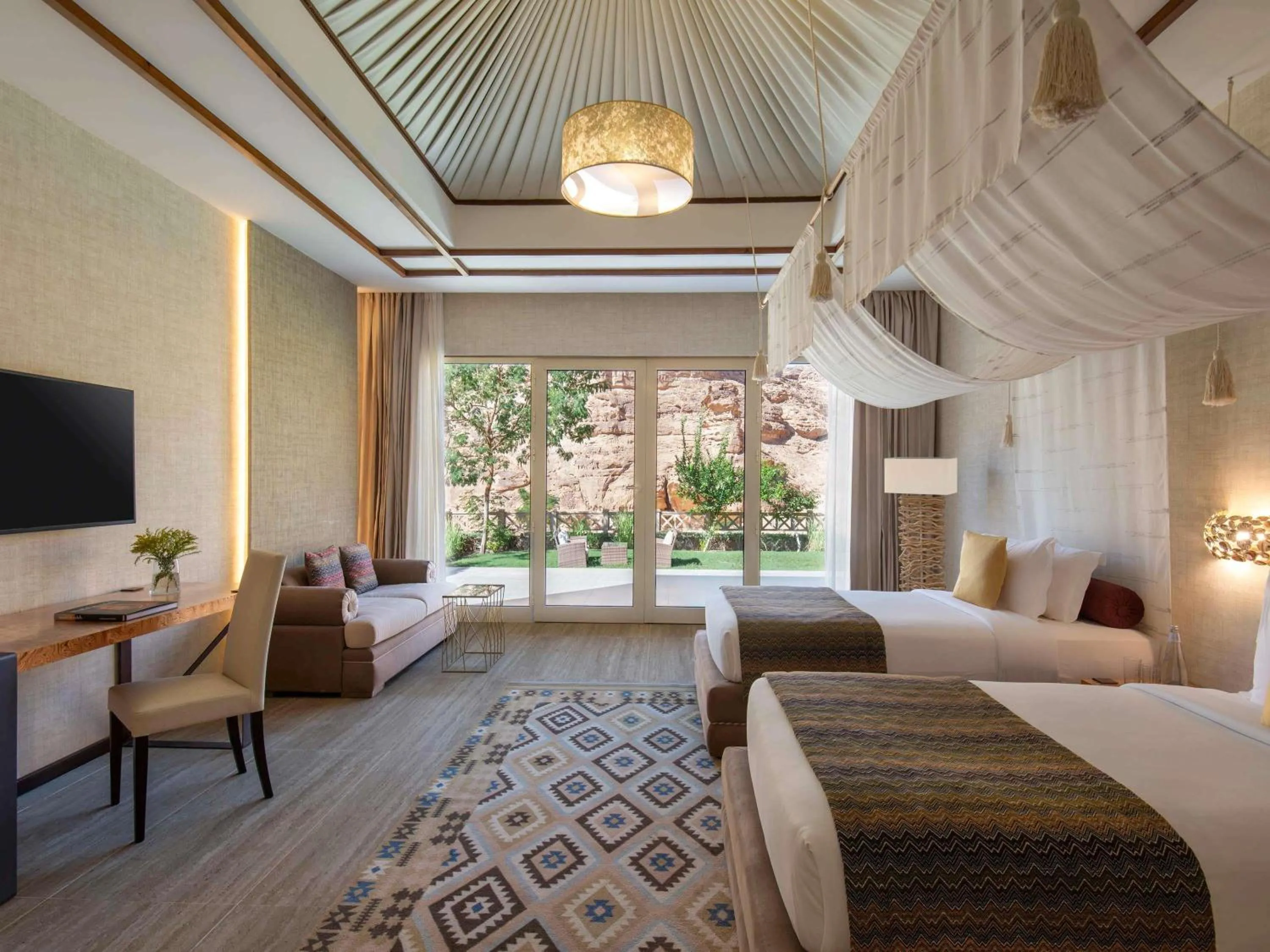 Bedroom, Bed in Shaden Resort