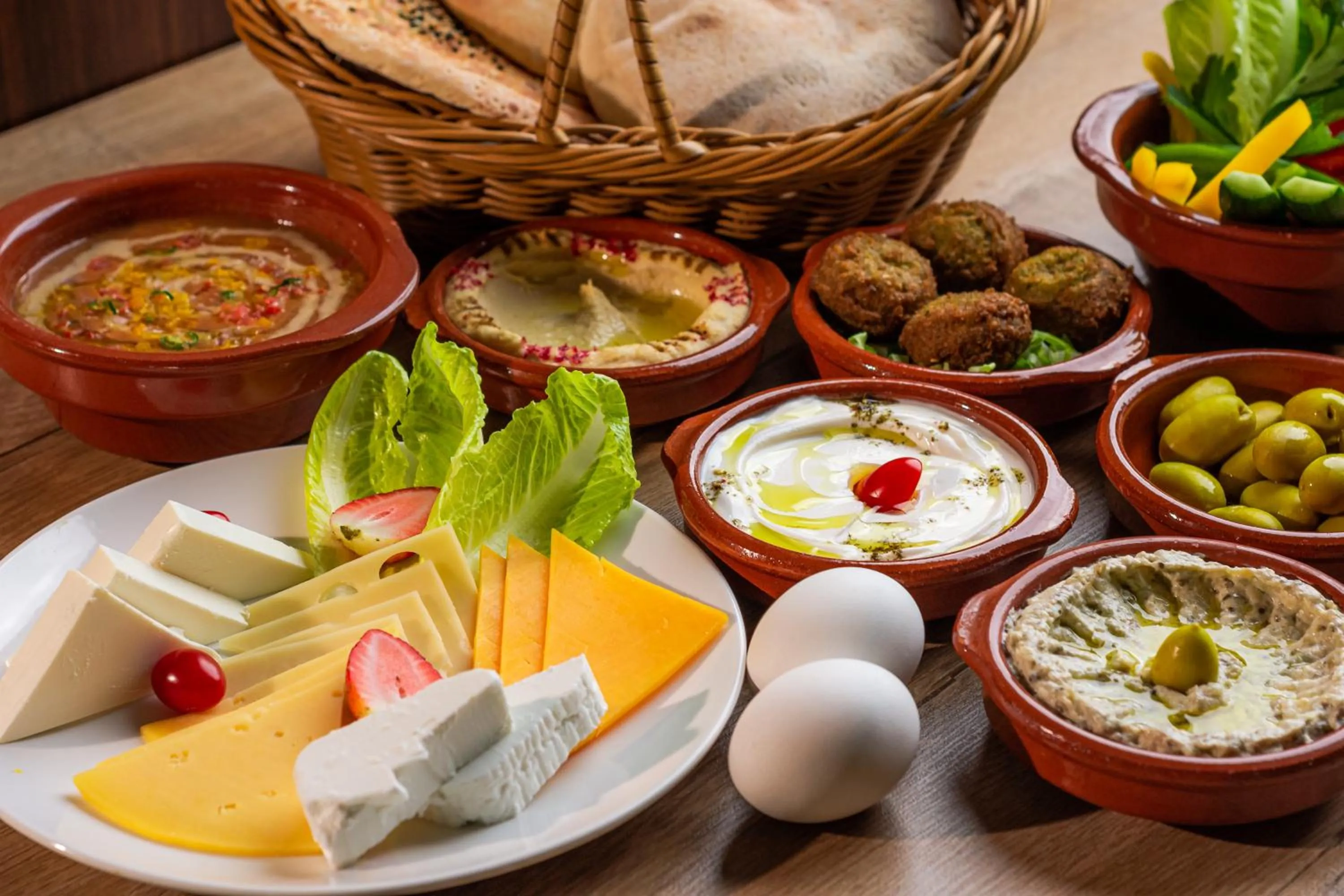 Food in Shaden Resort