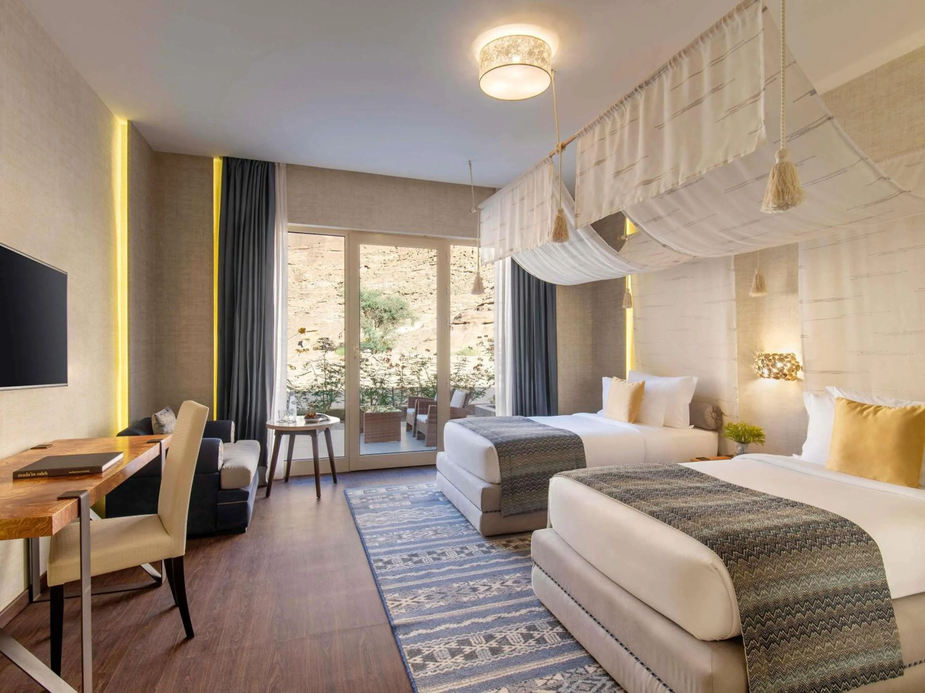 Bedroom, Bed in Shaden Resort