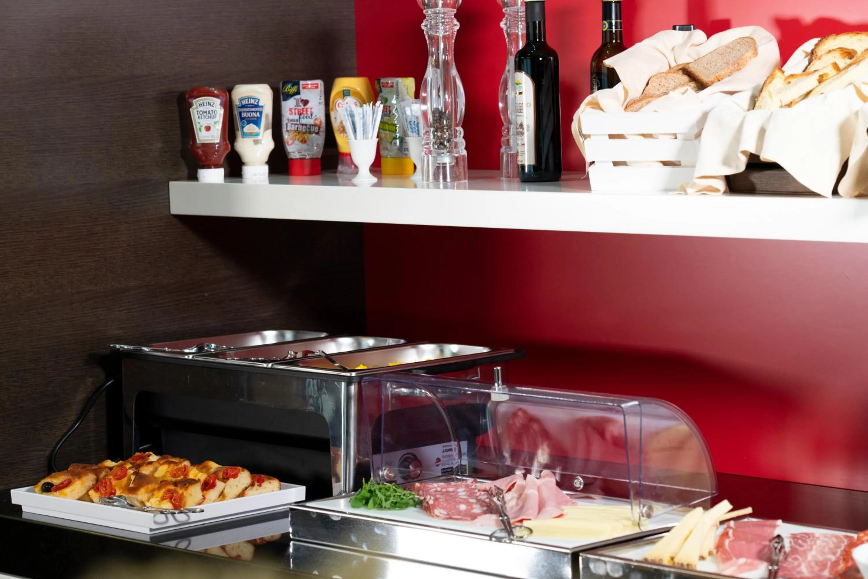 Food and drinks in Hotel Nazionale