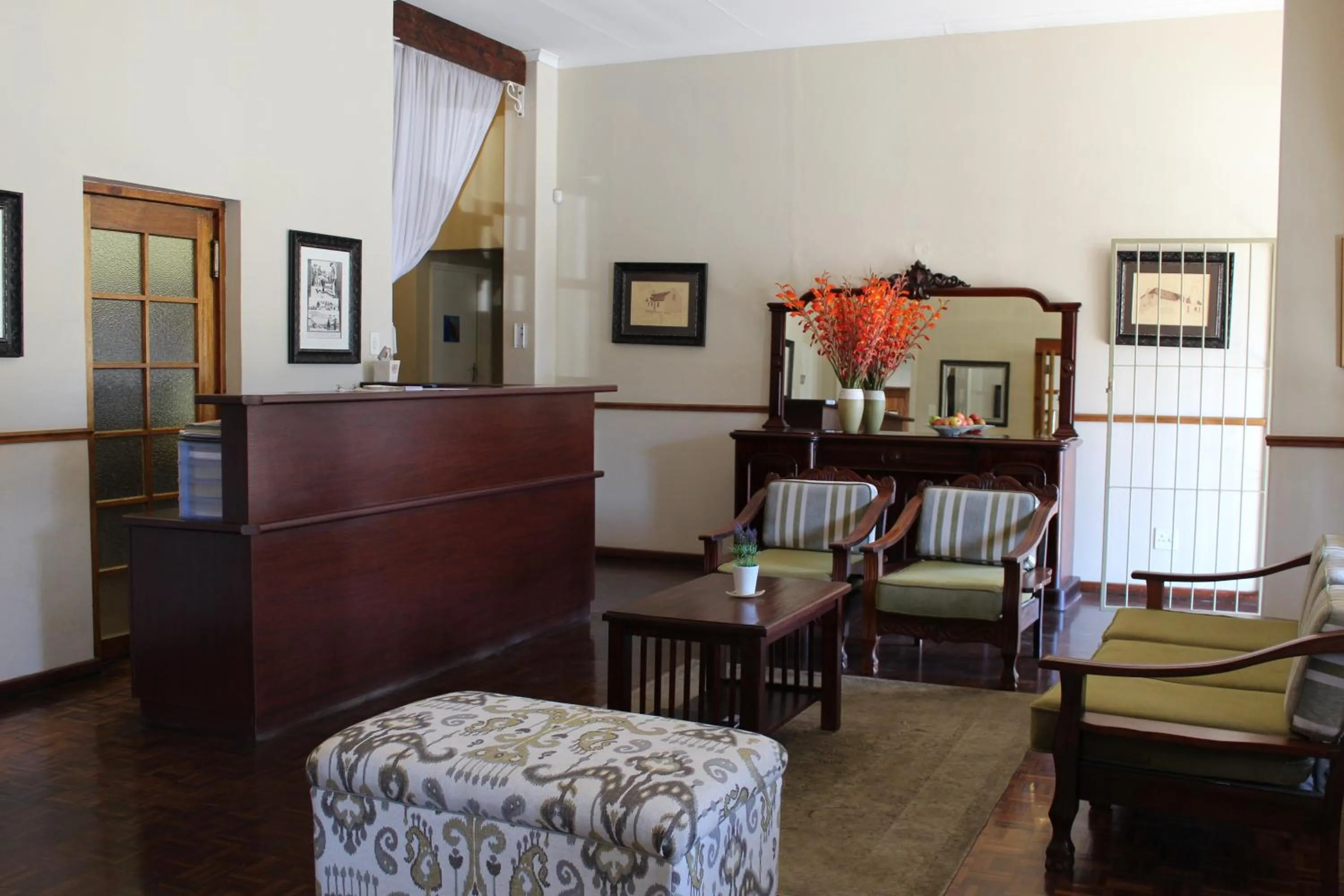 Lobby or reception in The Hamlet Country Lodge