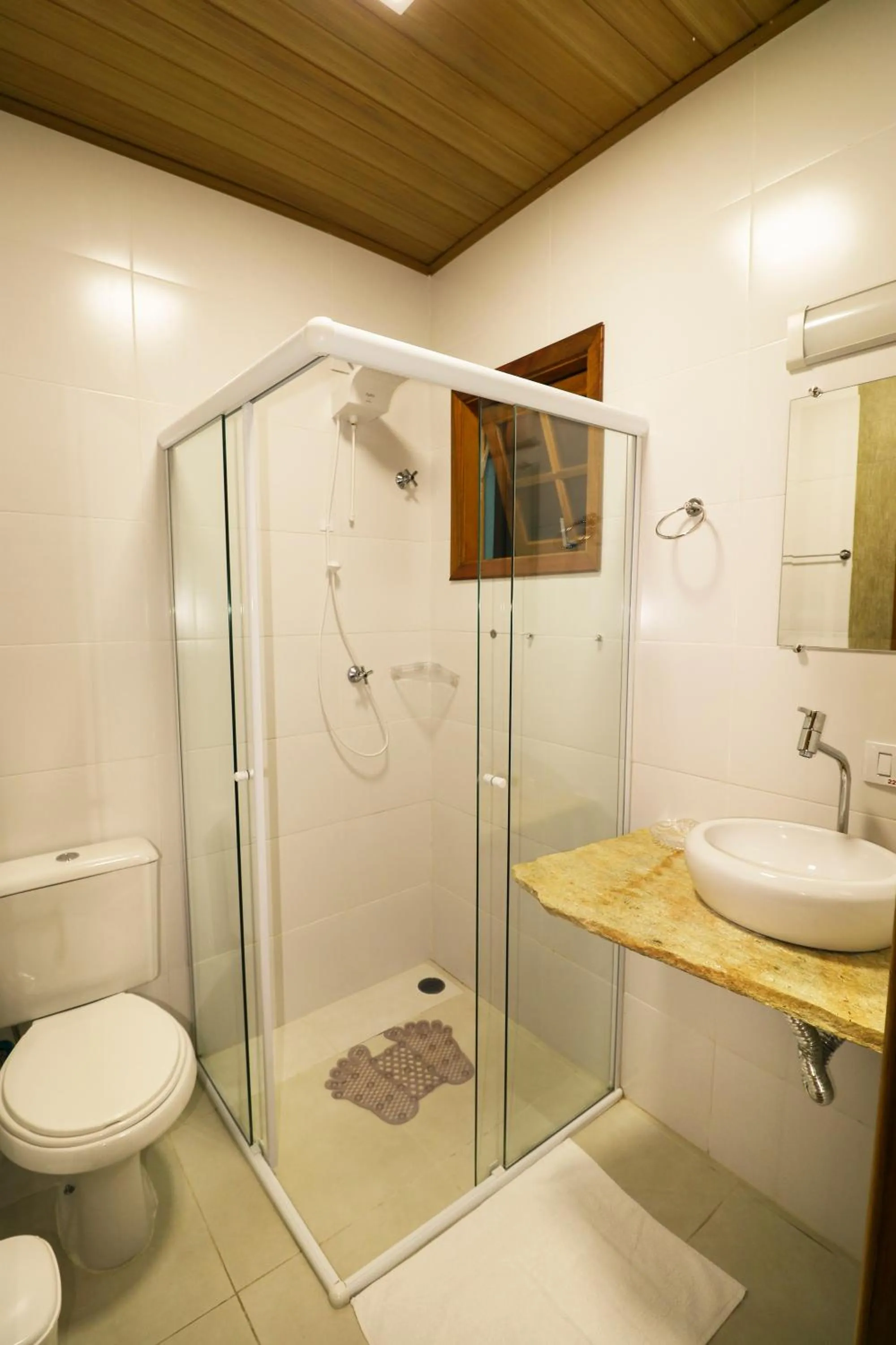 Bathroom in Espaço Dona Florinha