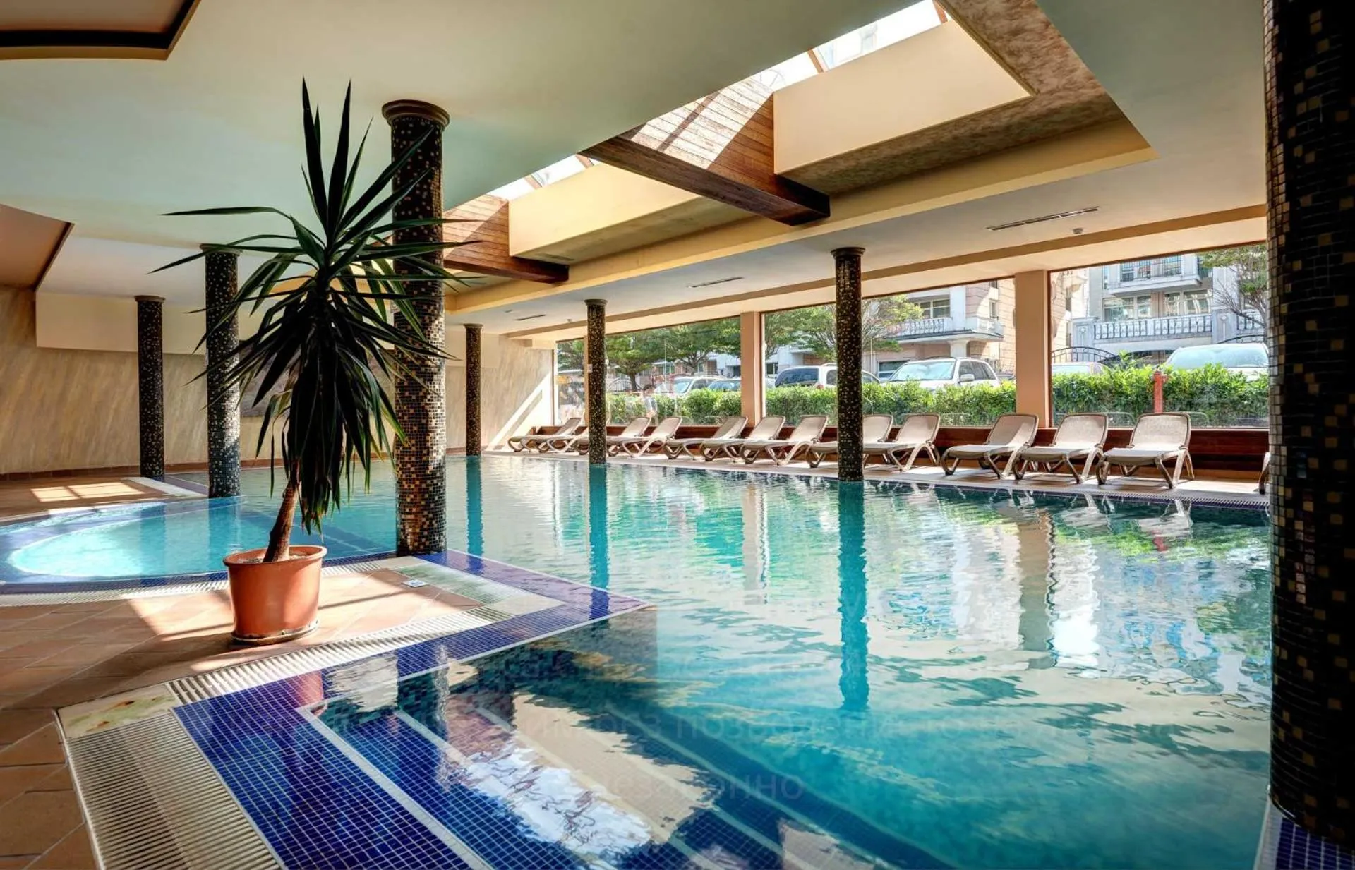 Pool view in Festa Via Pontica