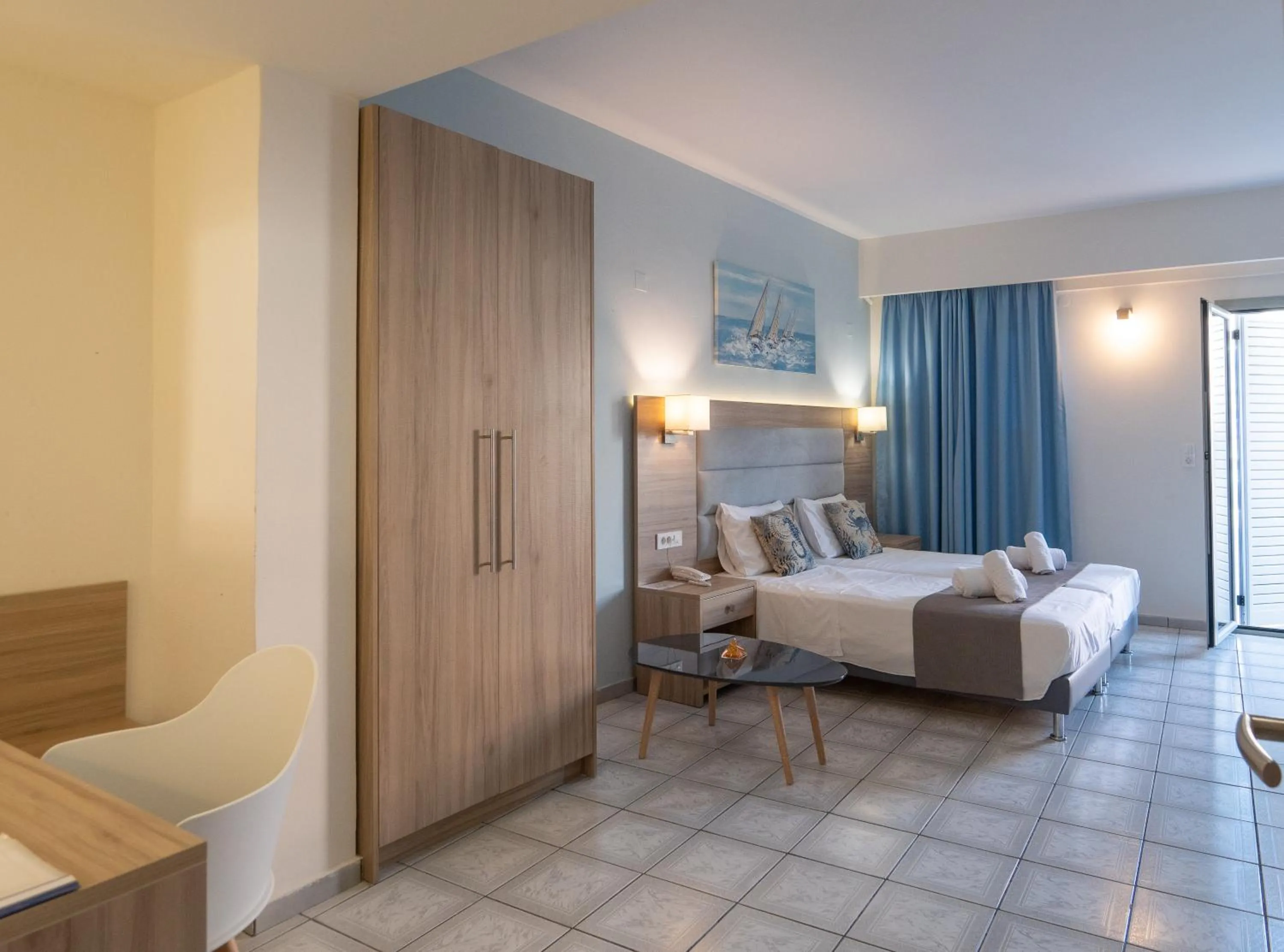 Bedroom, Bed in Aristo Apts