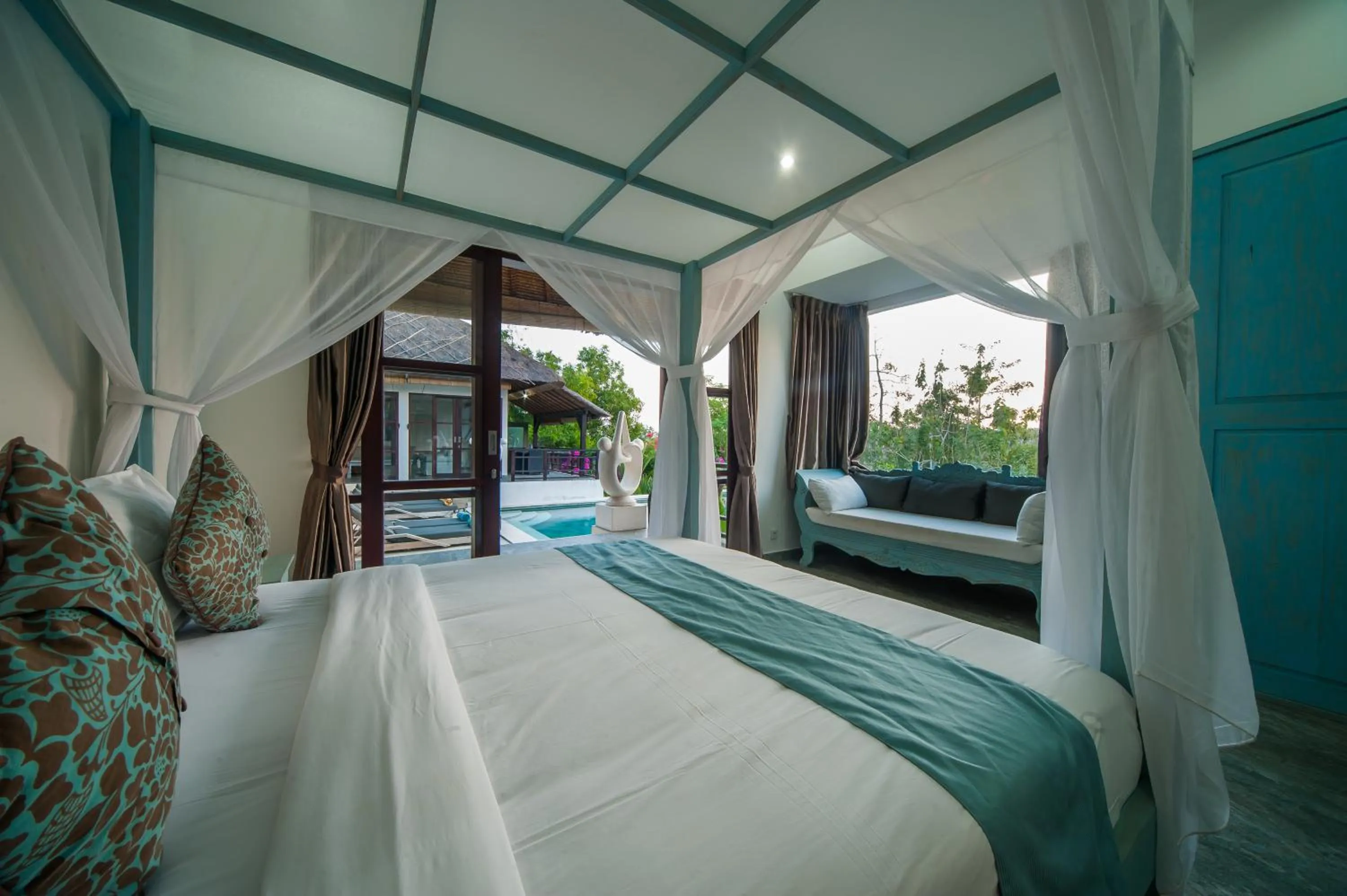 Bed in Villa Michiko