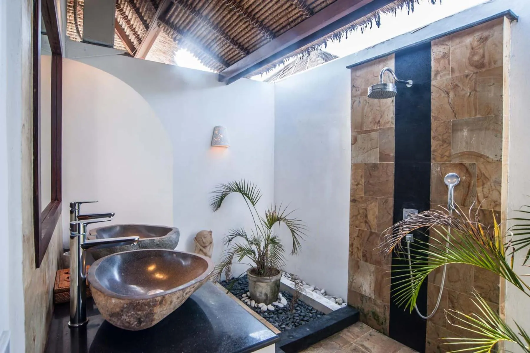 Bathroom in Villa Michiko