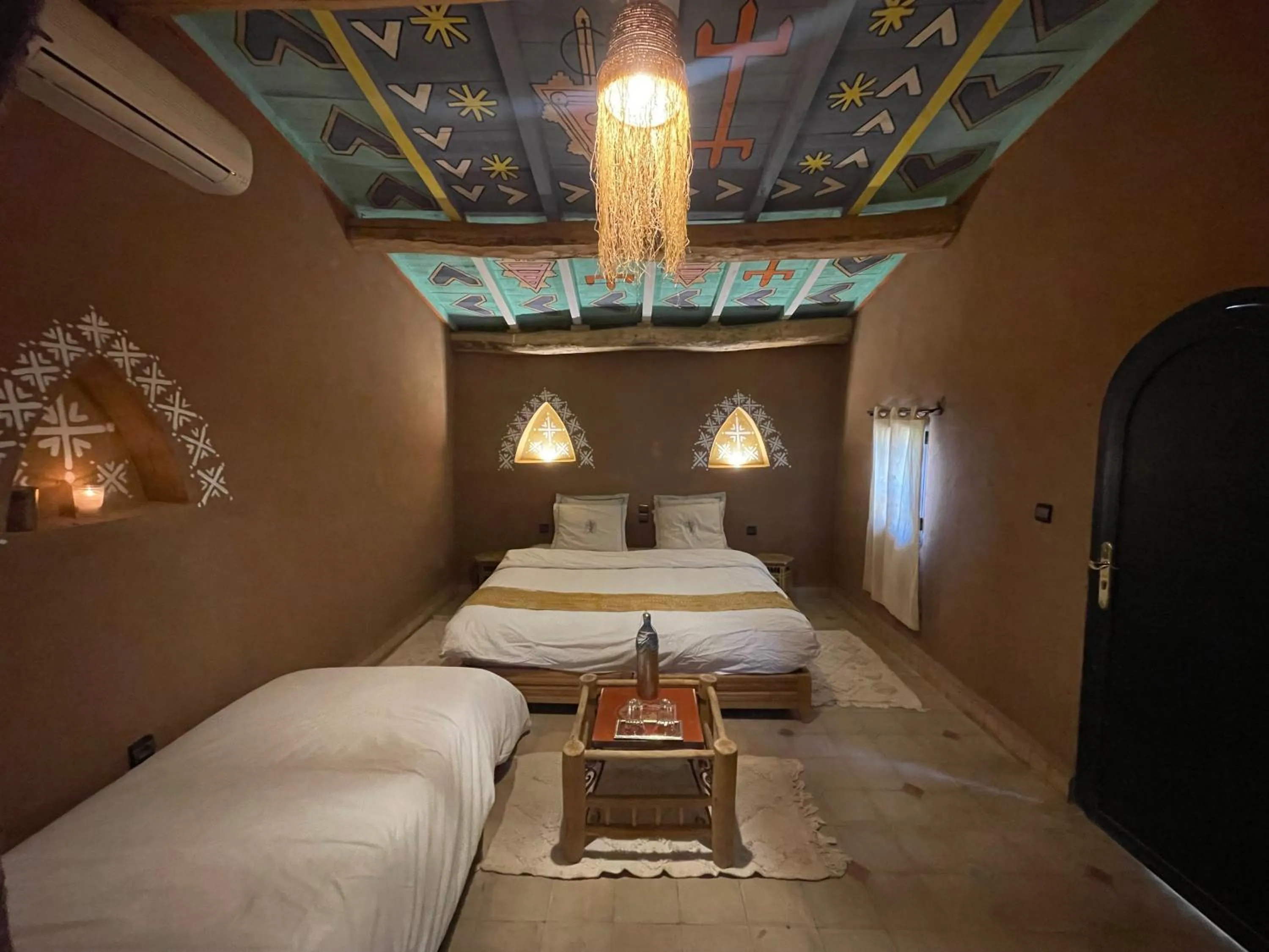 Bed in Dar Azawad Boutique Hotel - Mhamid Sahara Stay