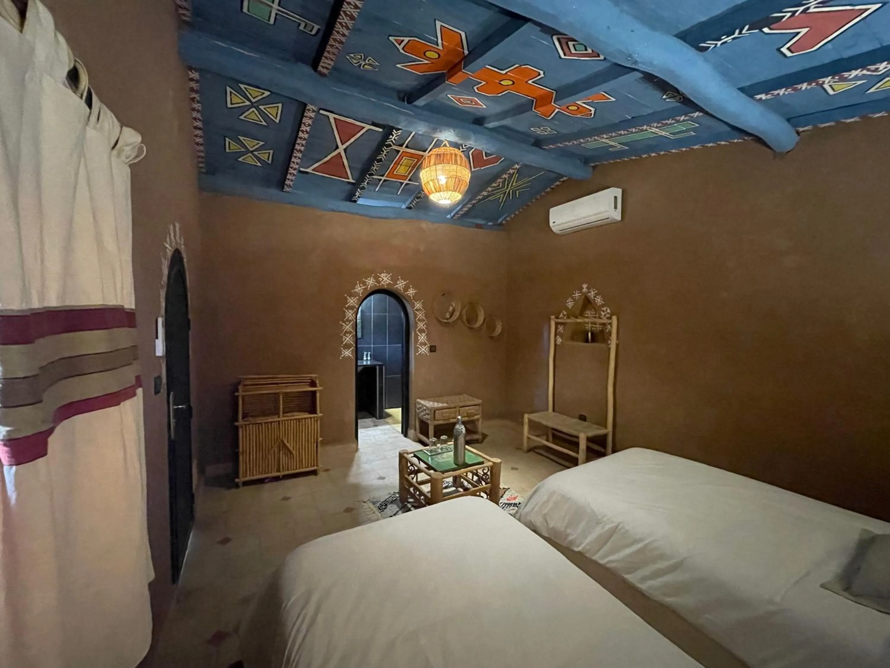 Bed in Dar Azawad Boutique Hotel - Mhamid Sahara Stay