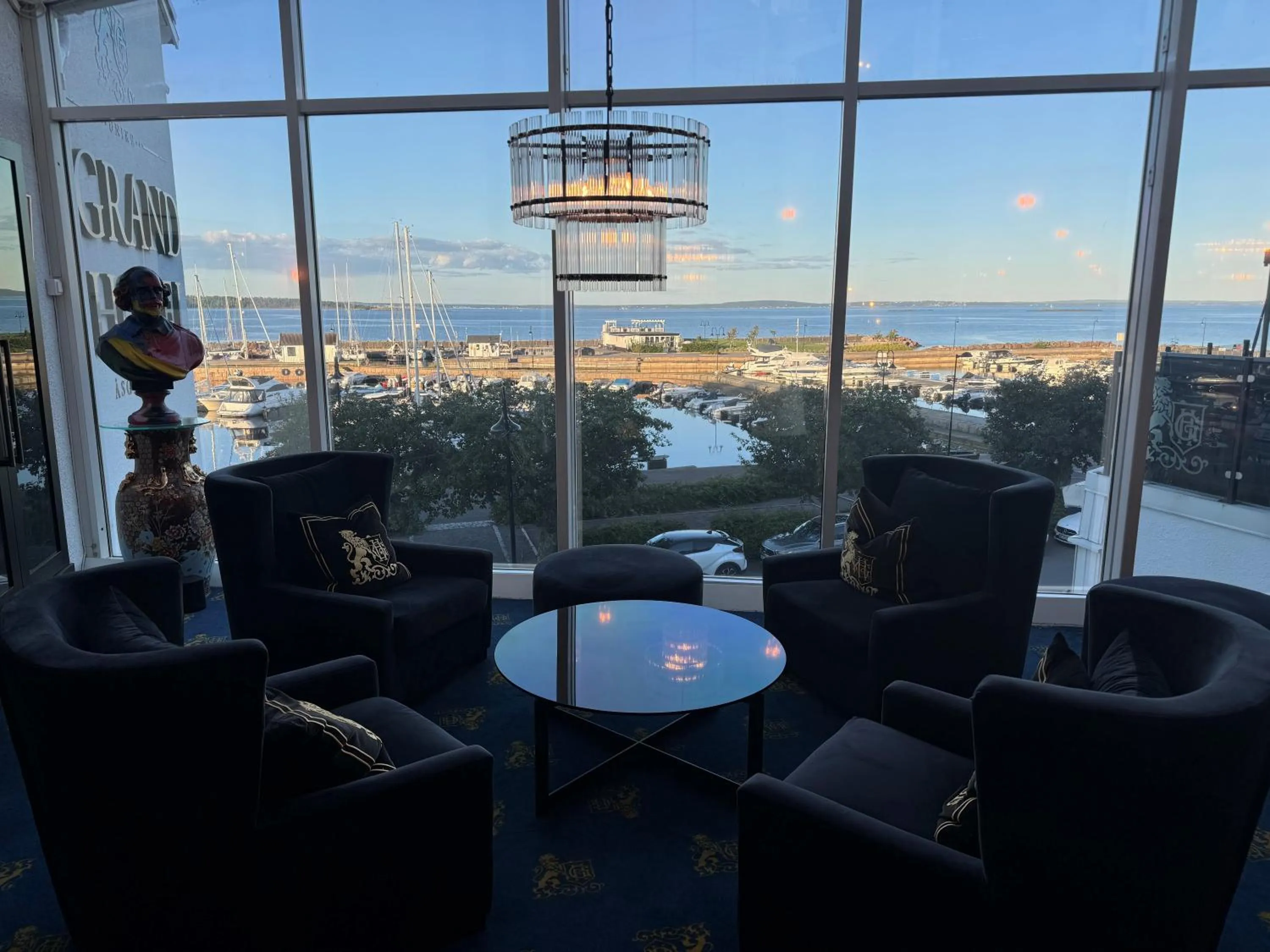 Lobby or reception in Grand Hotel Åsgårdstrand - Unike Hoteller