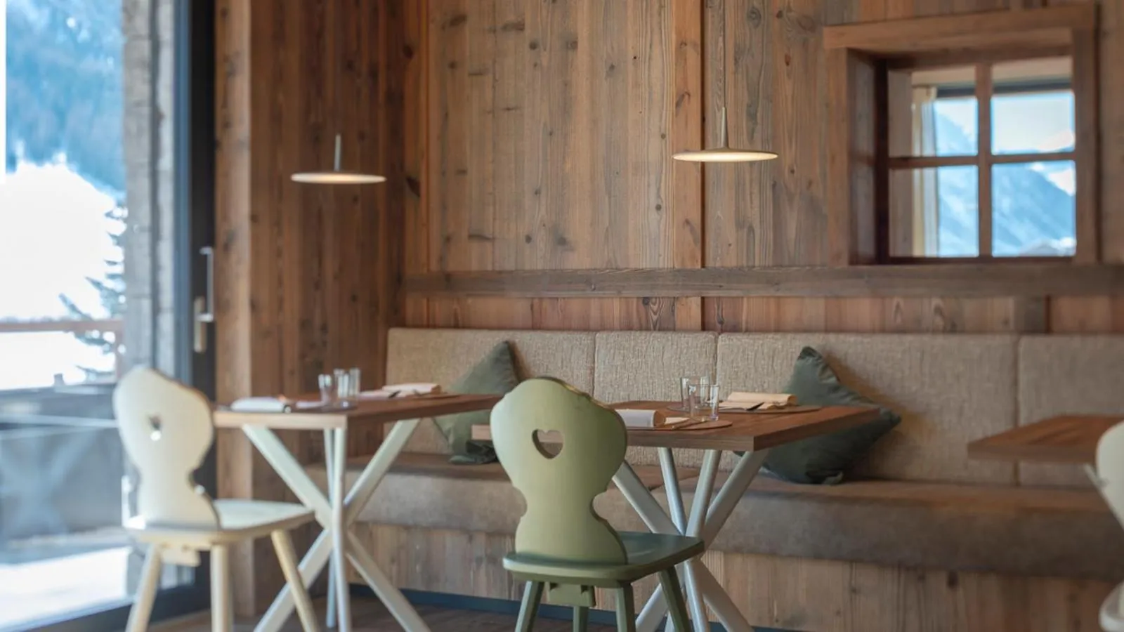 Seating area in Paradise Lodge