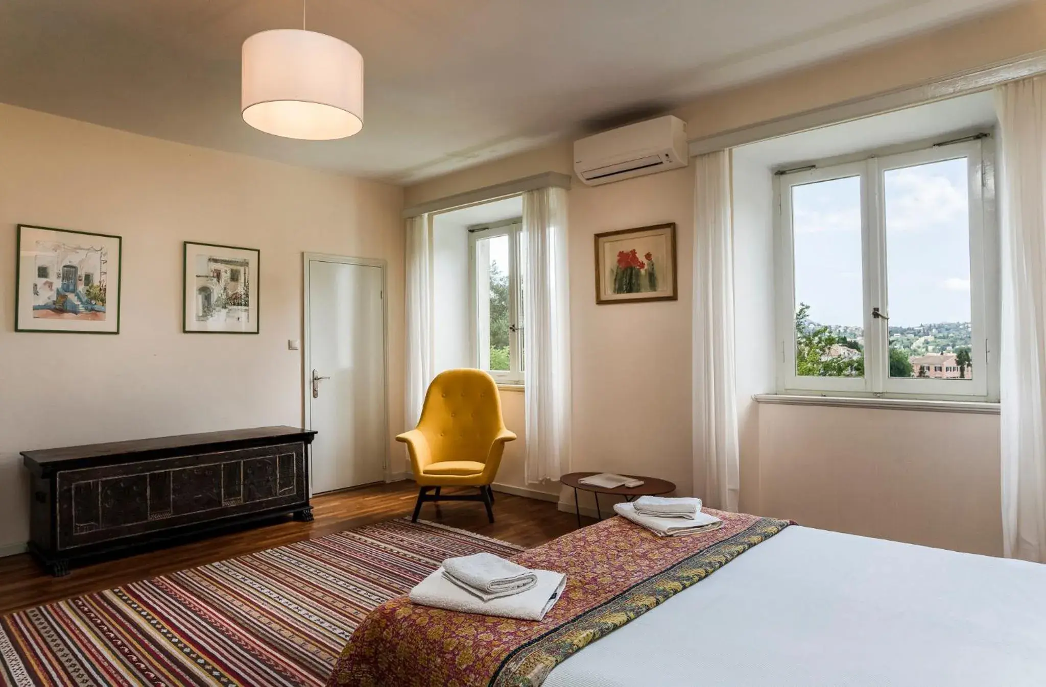 Double Room with Garden View in Villa Kefalomandouko Double Room with Garden View in Villa Kefalomandouko
