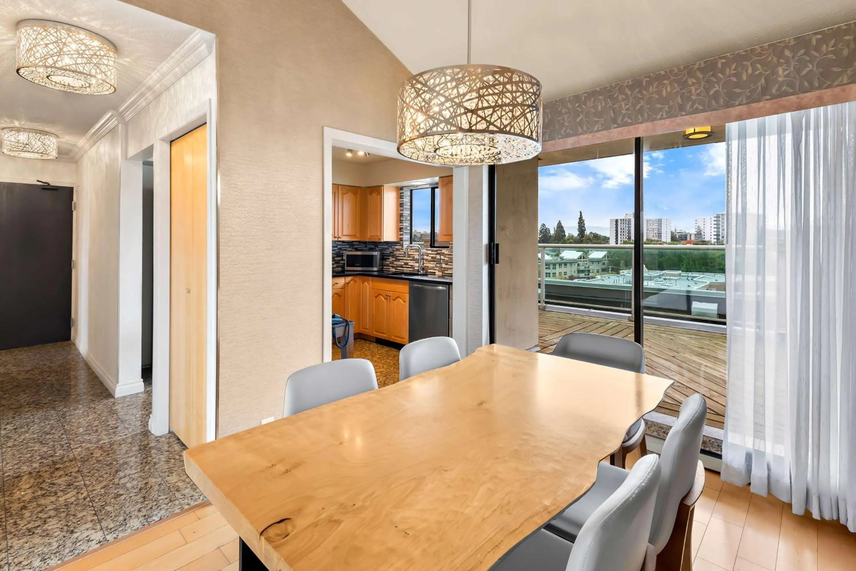 Photo of the whole room in Best Western PLUS Inner Harbour Hotel