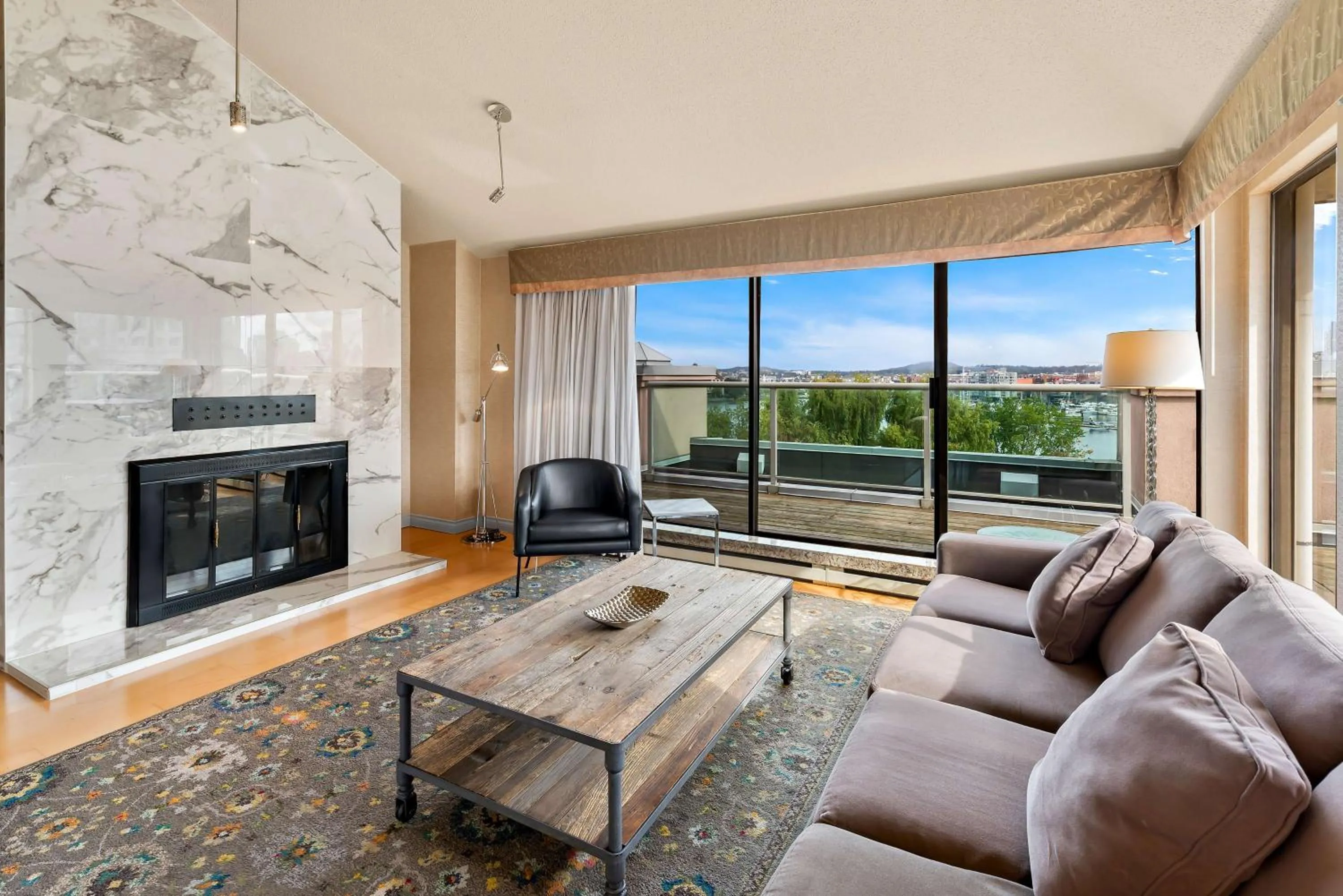 Photo of the whole room in Best Western PLUS Inner Harbour Hotel