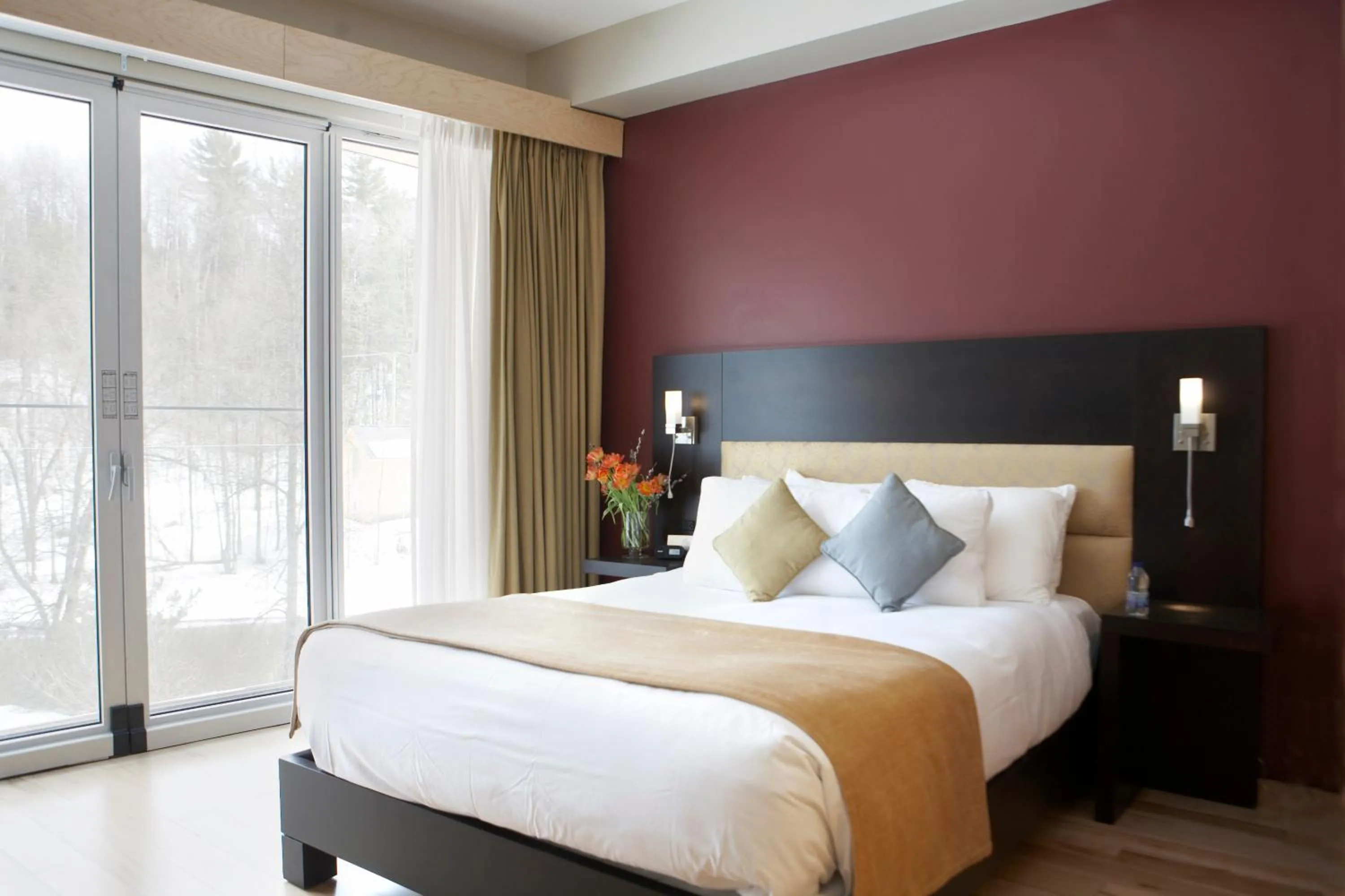 Photo of the whole room, Bed in Moulin Wakefield Mill Hotel & Spa