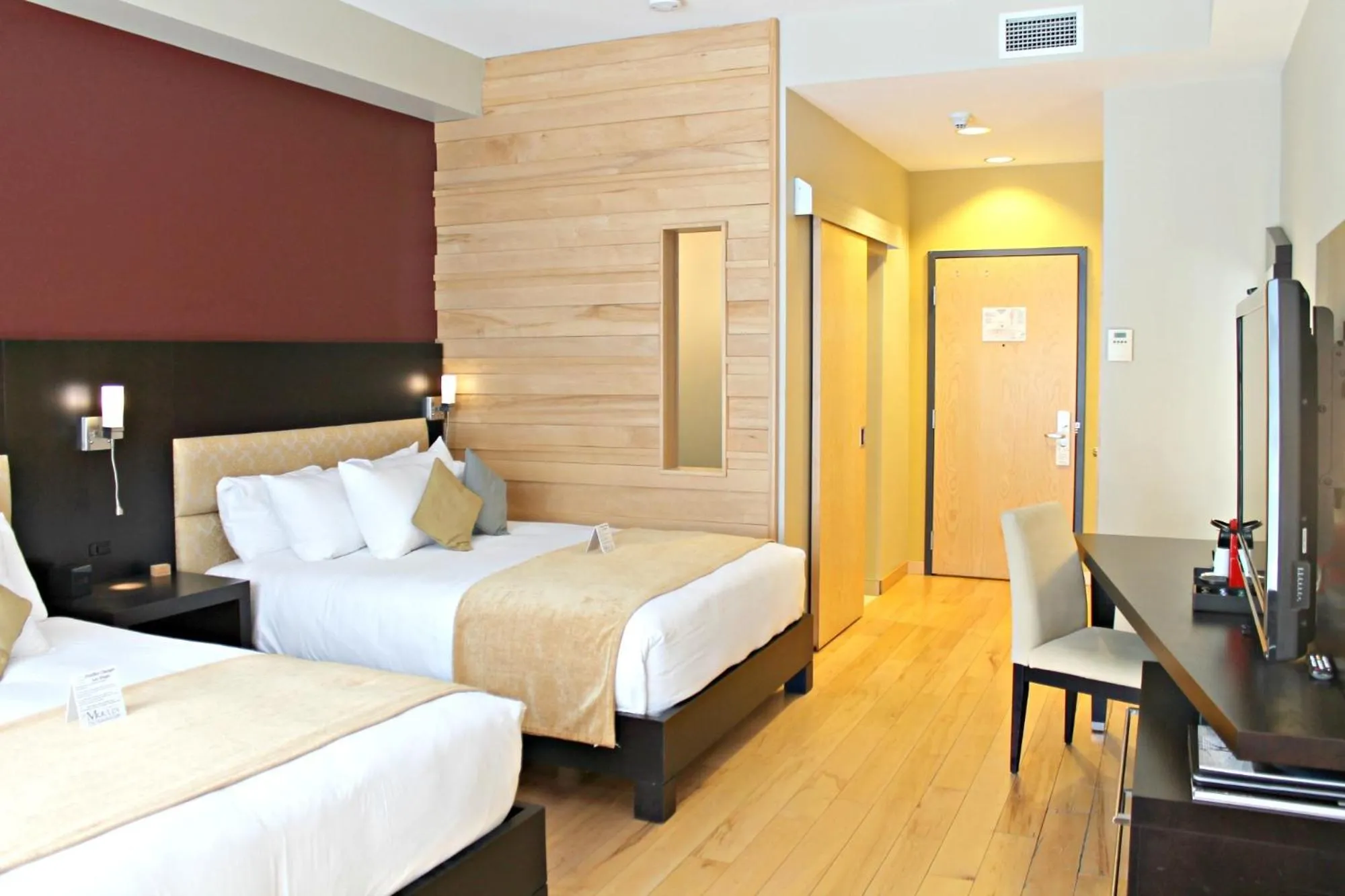 Photo of the whole room, Bed in Moulin Wakefield Mill Hotel & Spa