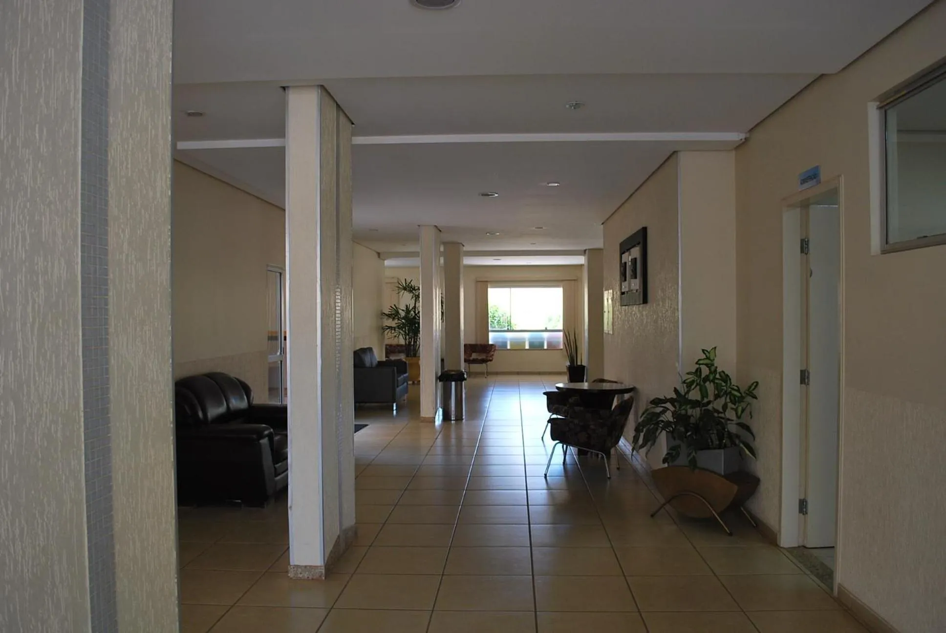 On site in Prive das Thermas I Caldas Novas - ACHEI FERIAS - com roupa de cama