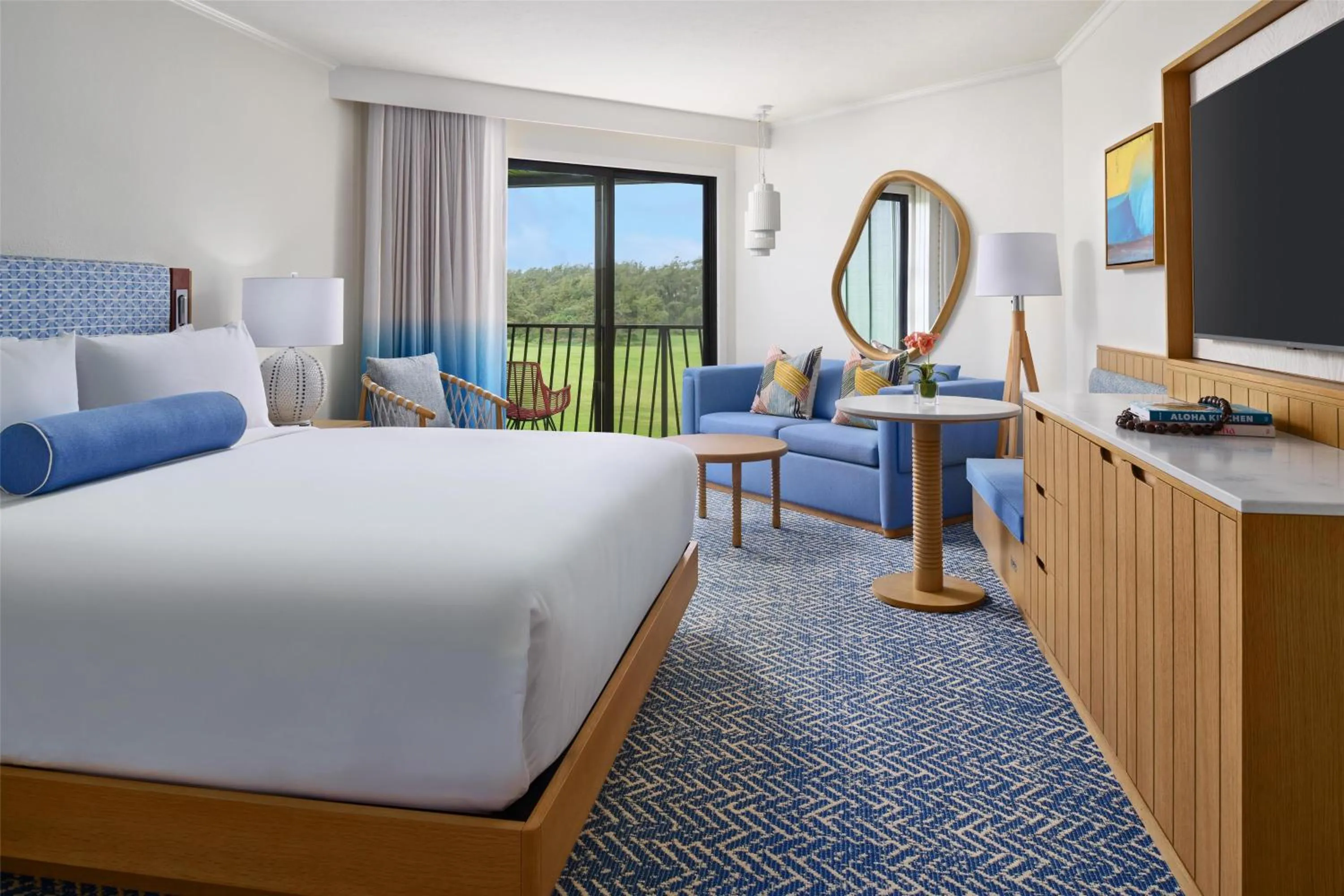 Bedroom, Bed in OUTRIGGER Kaua'i Beach Resort & Spa