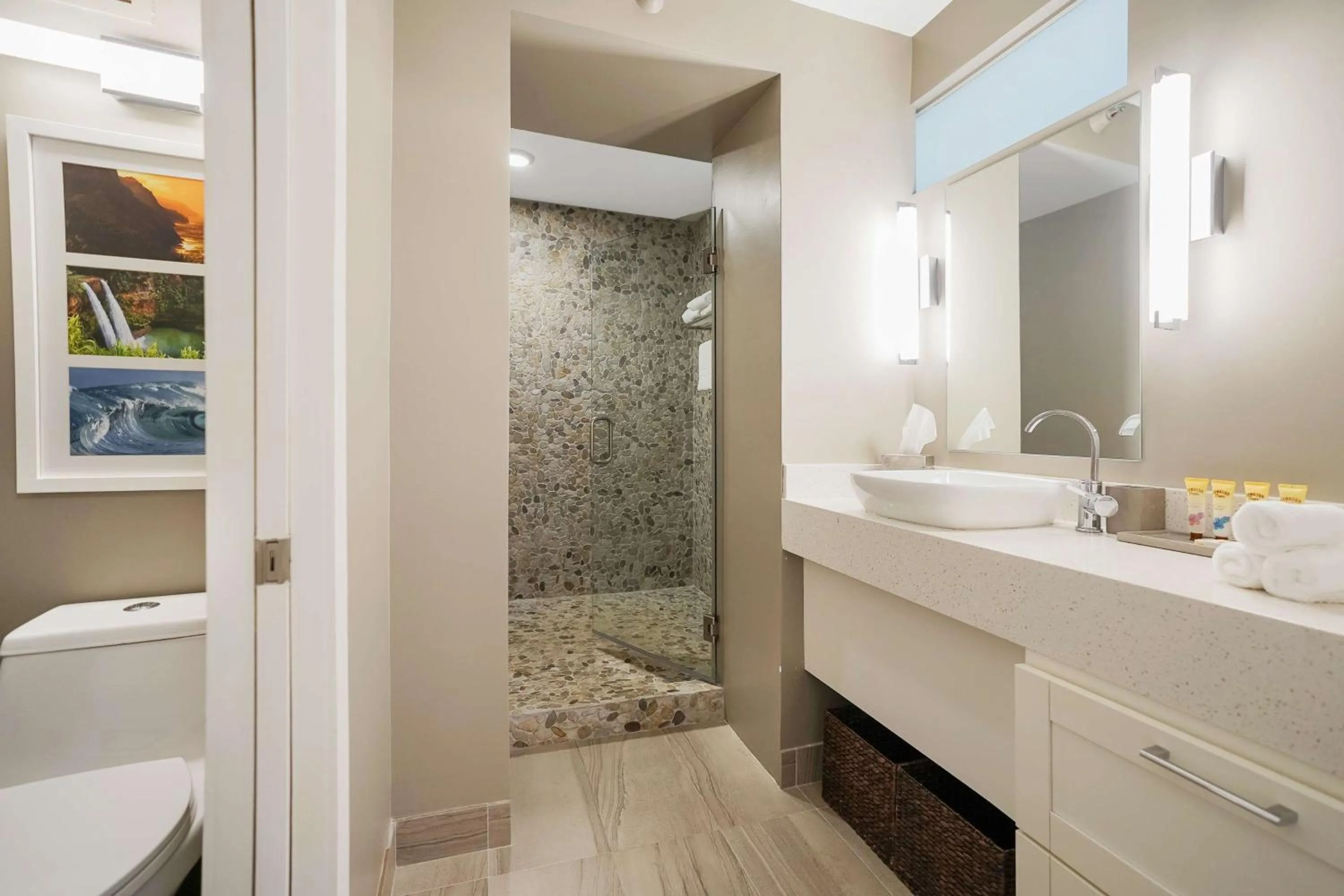 Photo of the whole room in OUTRIGGER Kaua'i Beach Resort & Spa