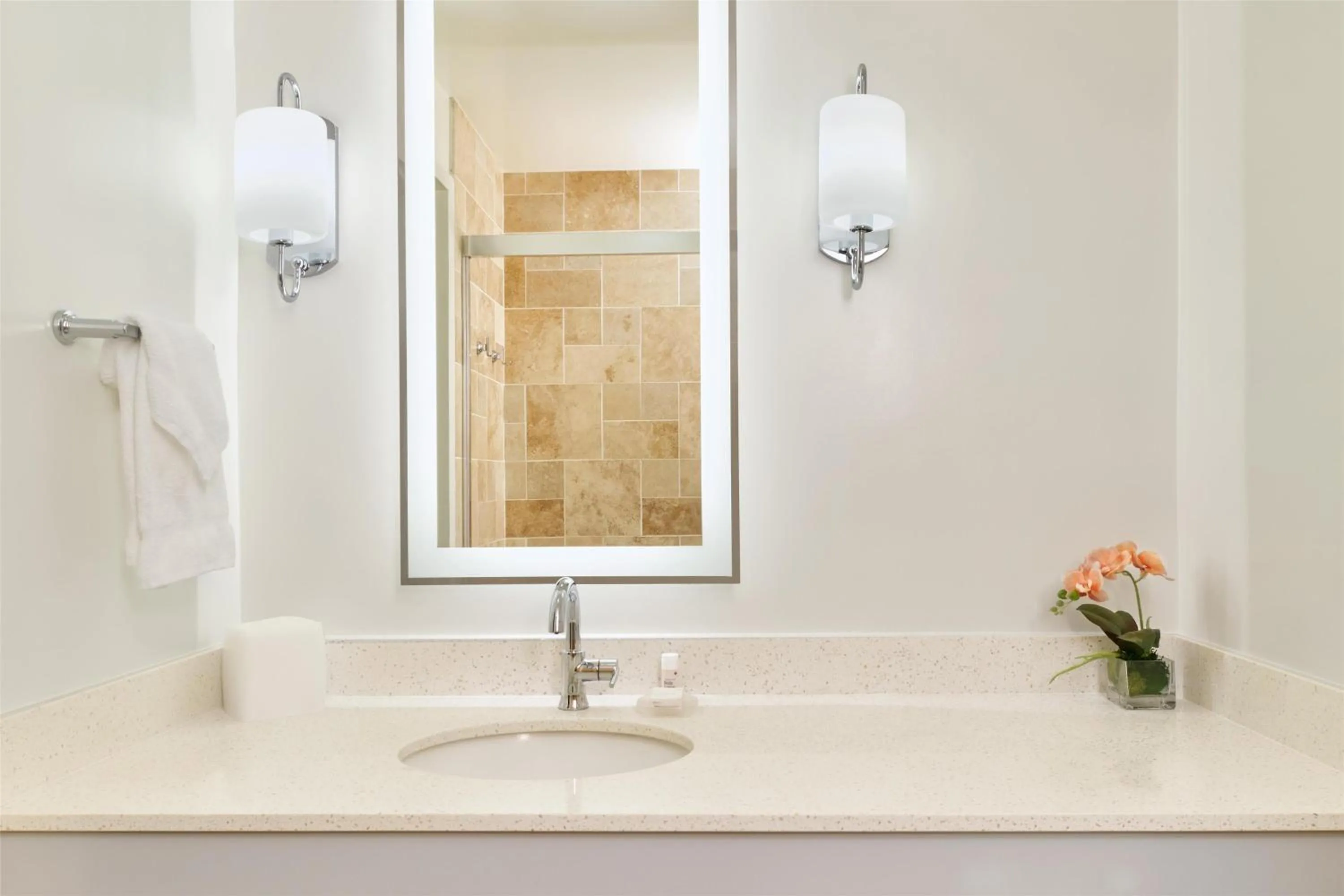 Bathroom in OUTRIGGER Kaua'i Beach Resort & Spa