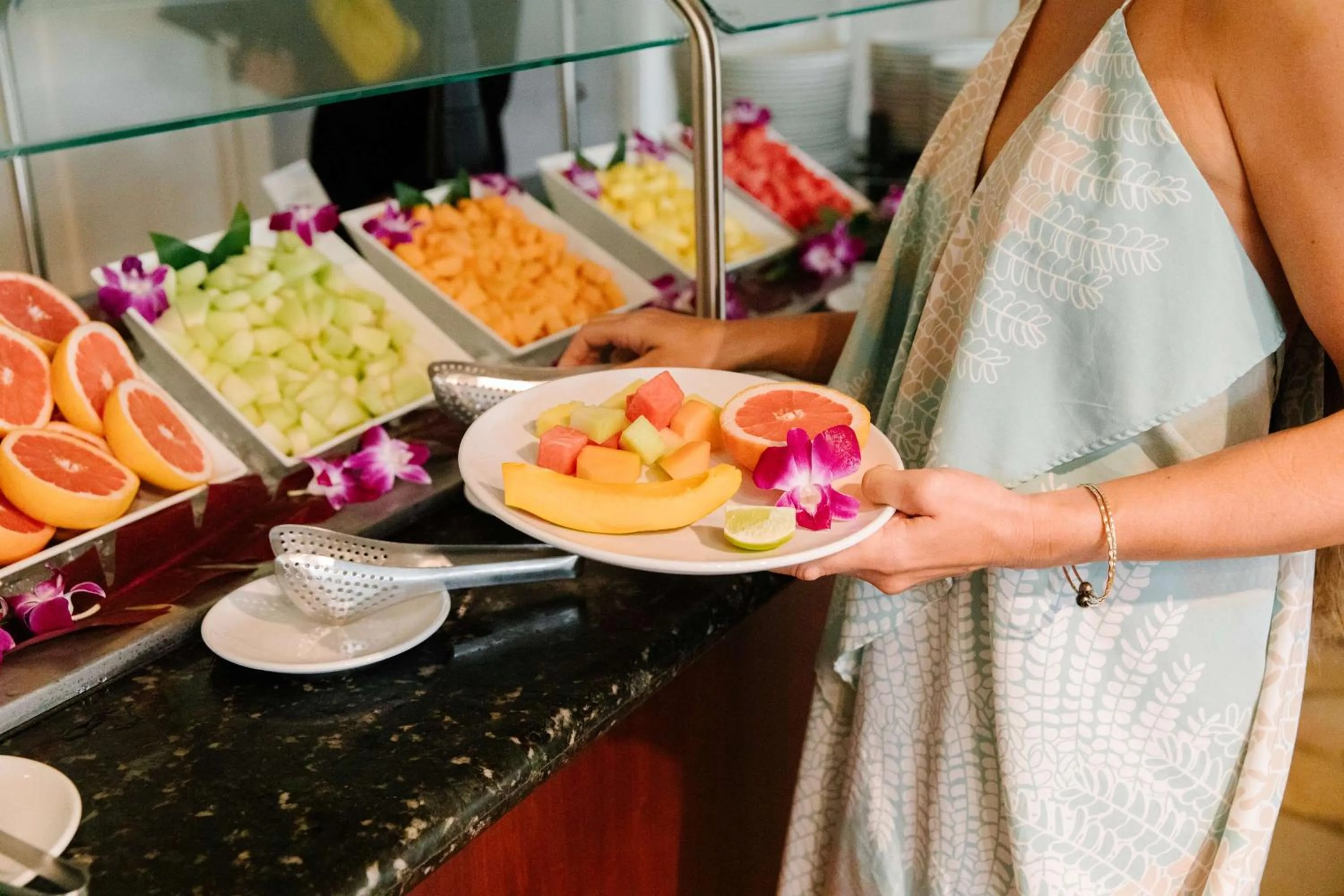 Restaurant/places to eat in OUTRIGGER Kaua'i Beach Resort & Spa