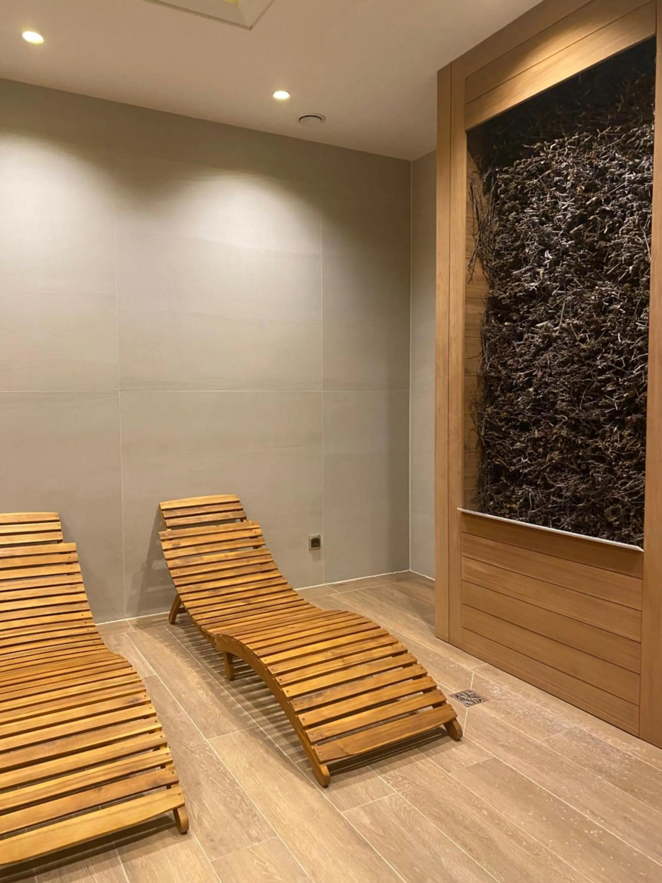 Steam room in Omega Hotel