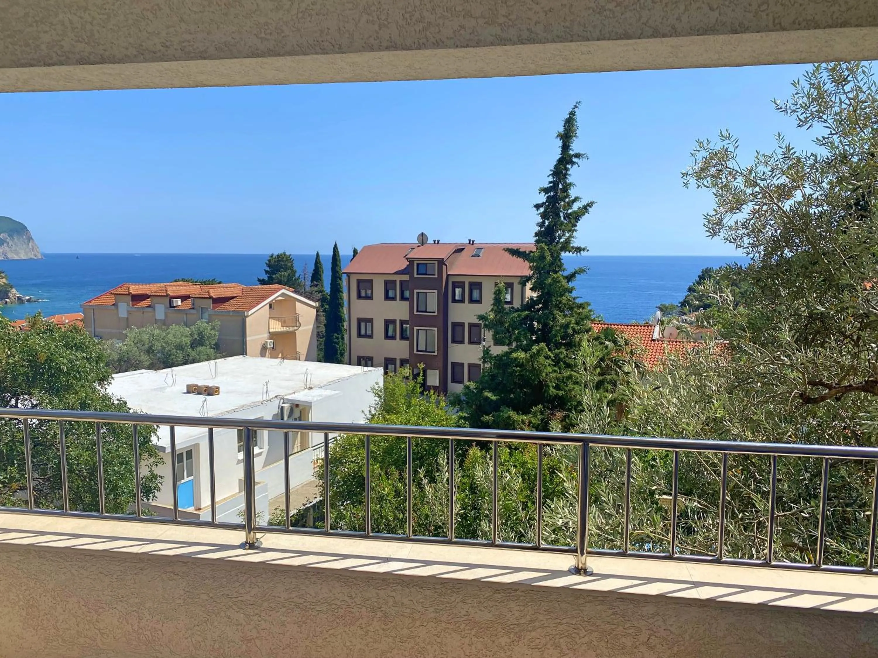Comfort Apartment with Terrace and Sea View  in Medin Apartments BluVista