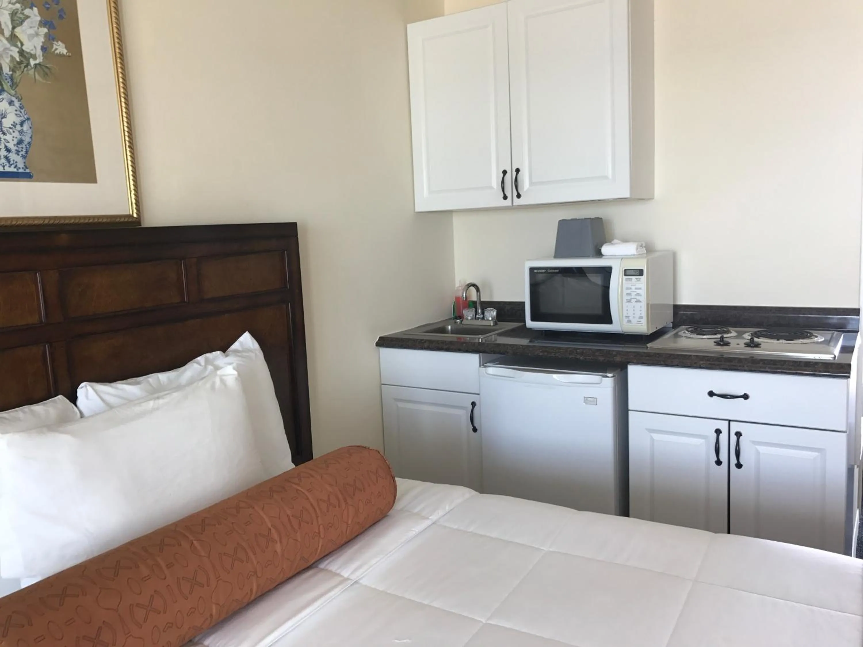 Kitchen or kitchenette in Ocean Surf Resort