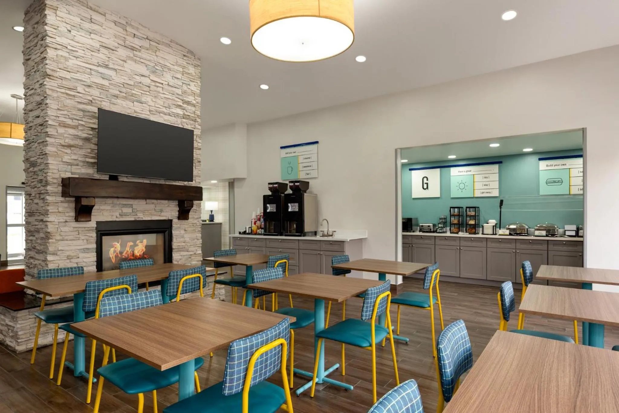 Breakfast in Garner Hotel Salt Lake City Airport by IHG