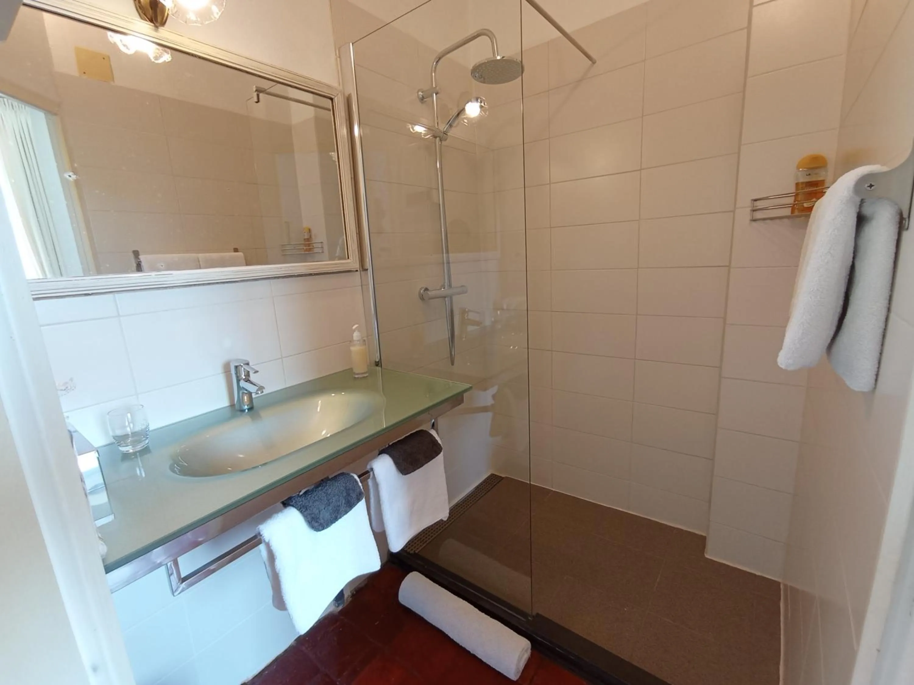 Bathroom in Château Latour