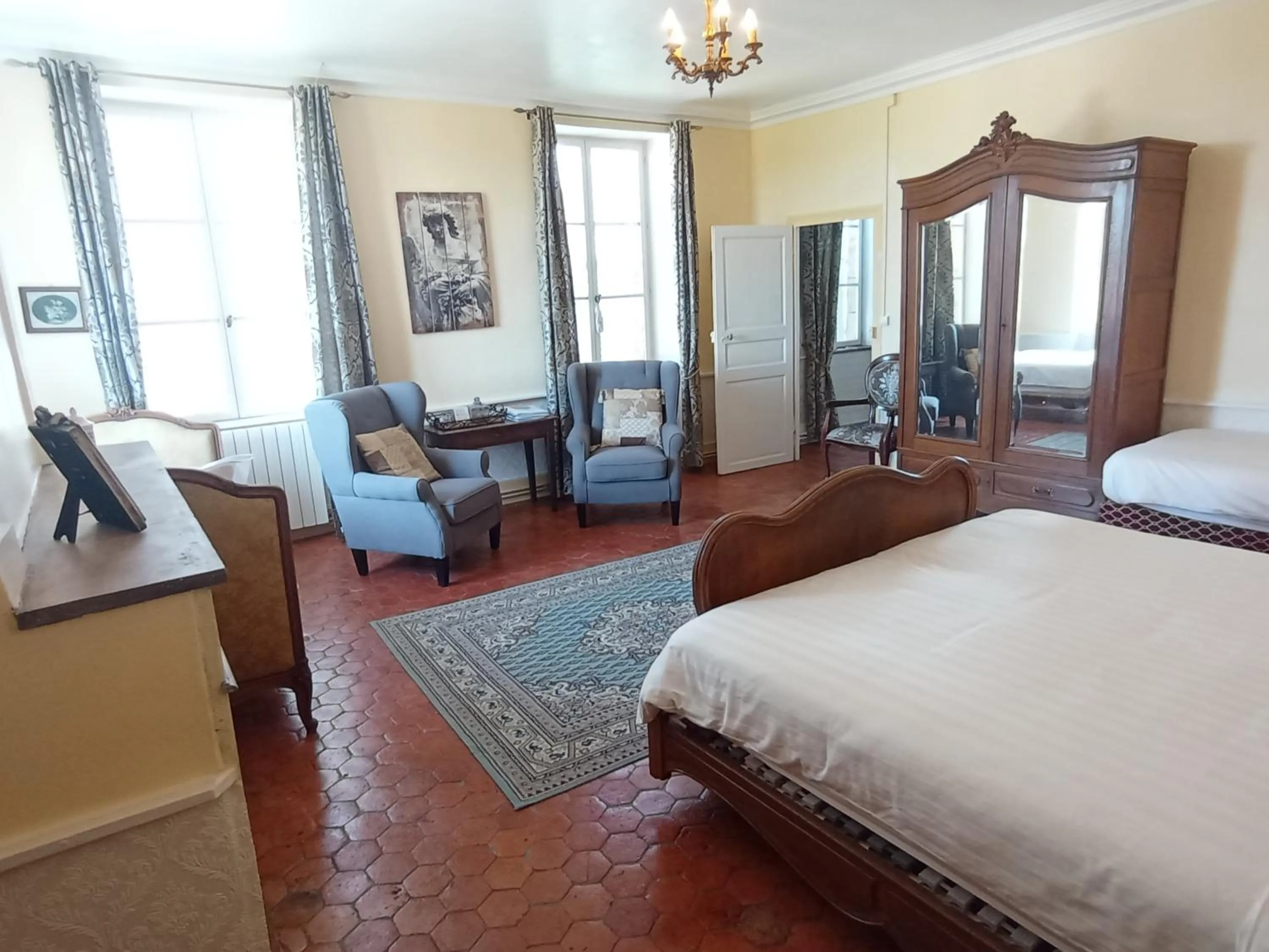 Bedroom, Bed in Château Latour